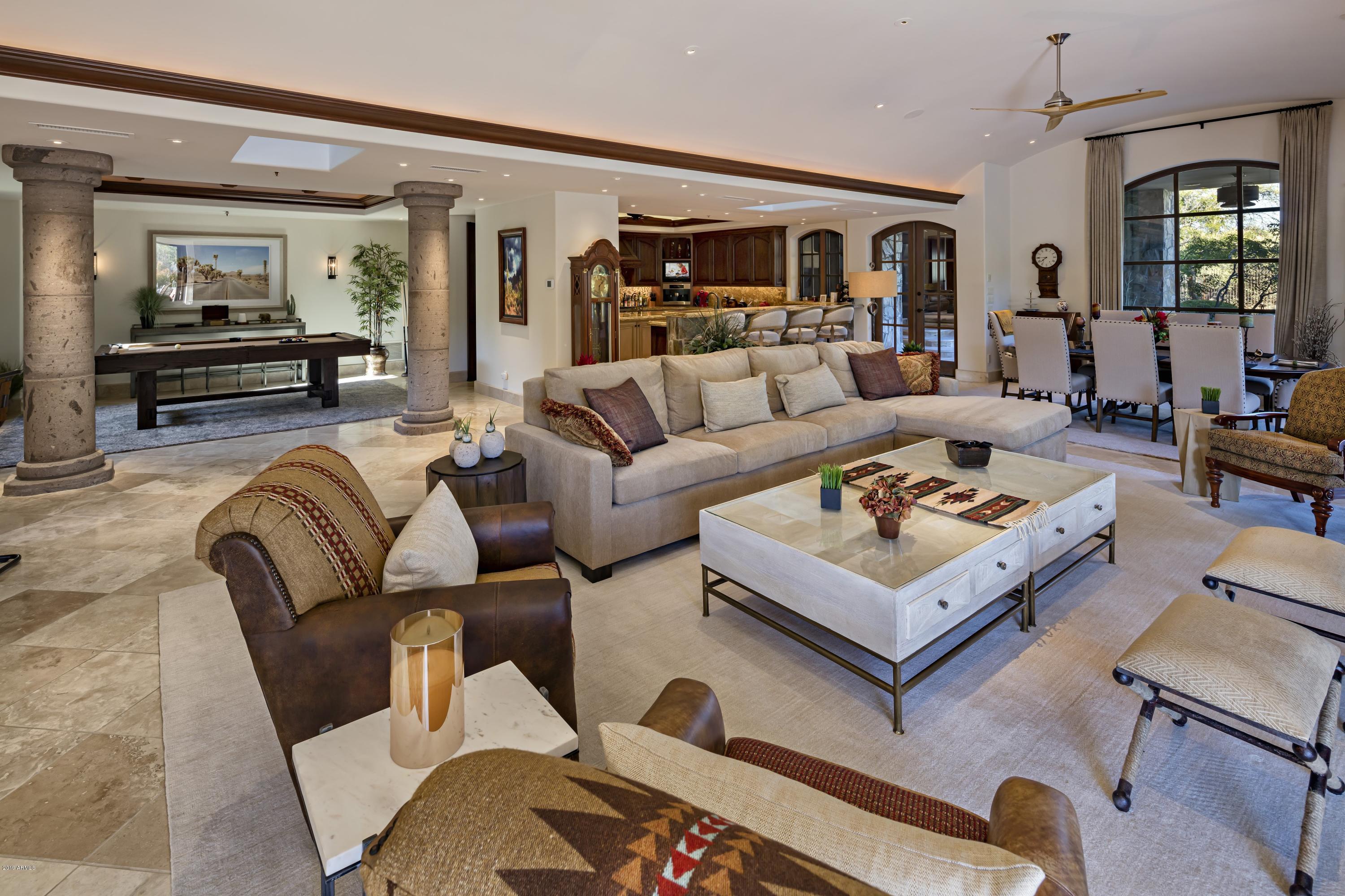 ESTANCIA - Residential