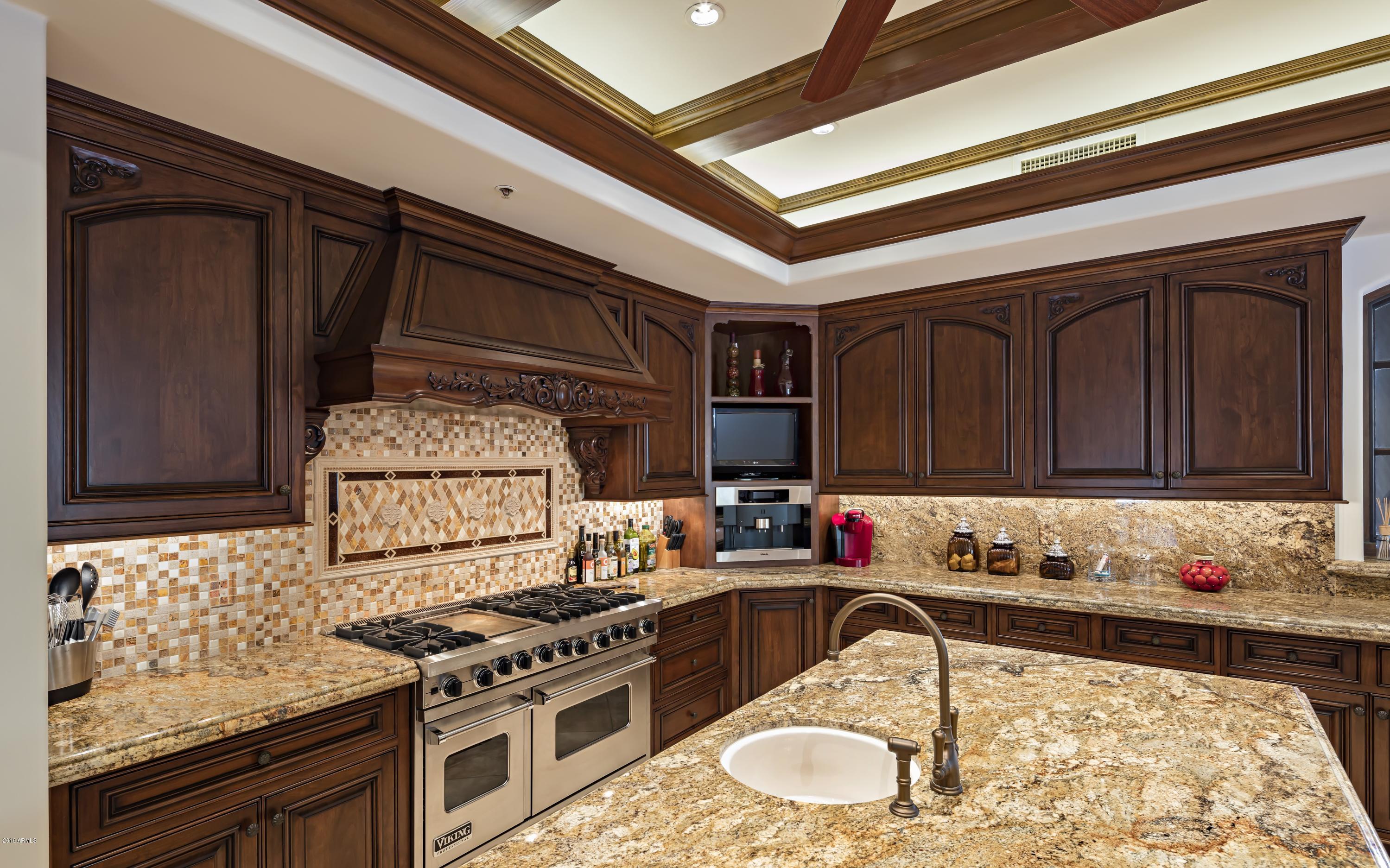 ESTANCIA - Residential