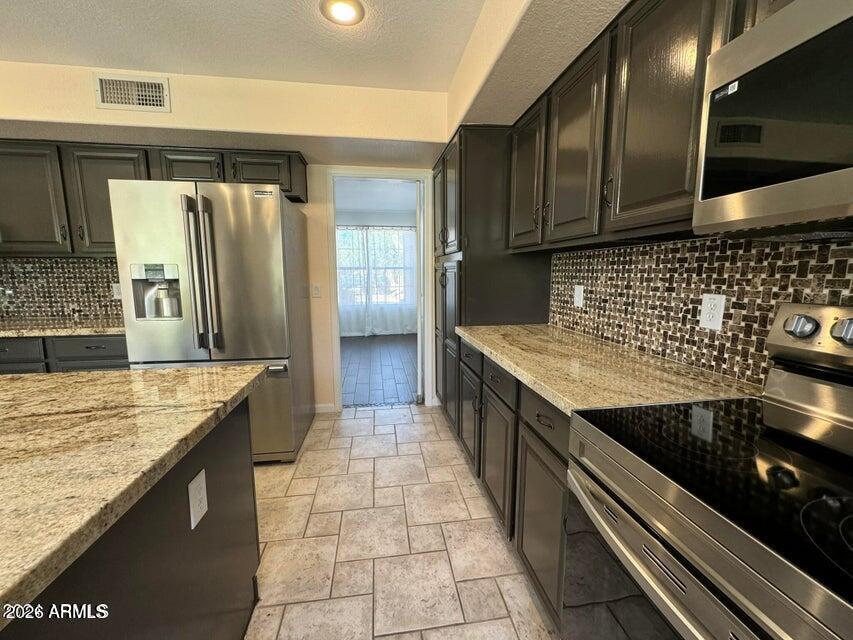 CONTINENTAL AT ARROWHEAD RANCH - Residential