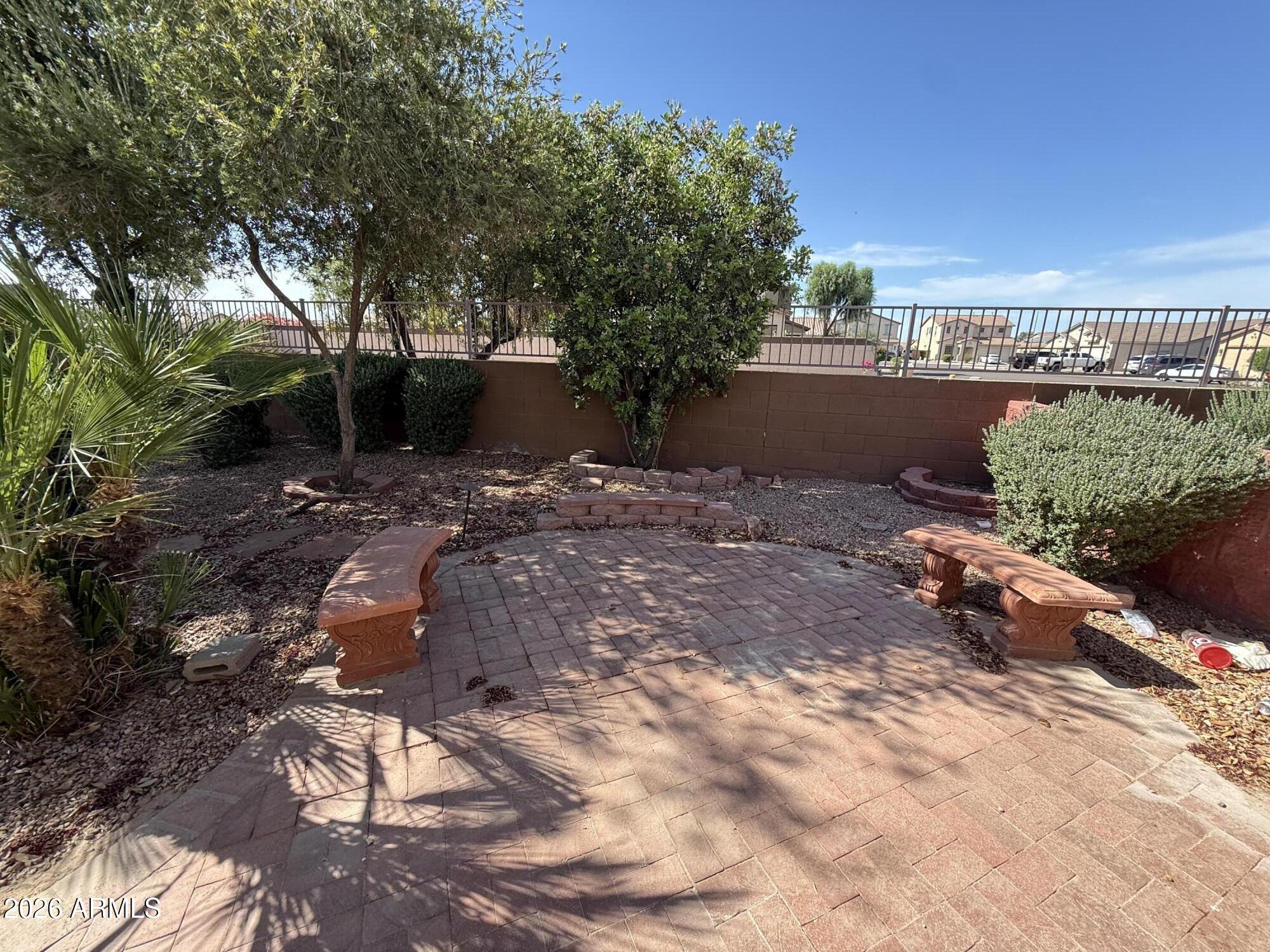 LAVEEN RANCH AMD - Residential