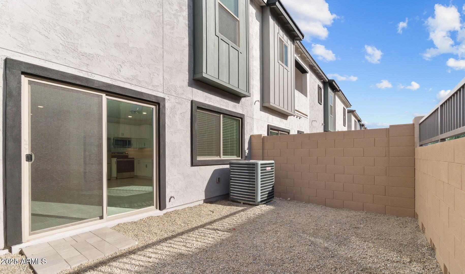 17 North - Residential Lease