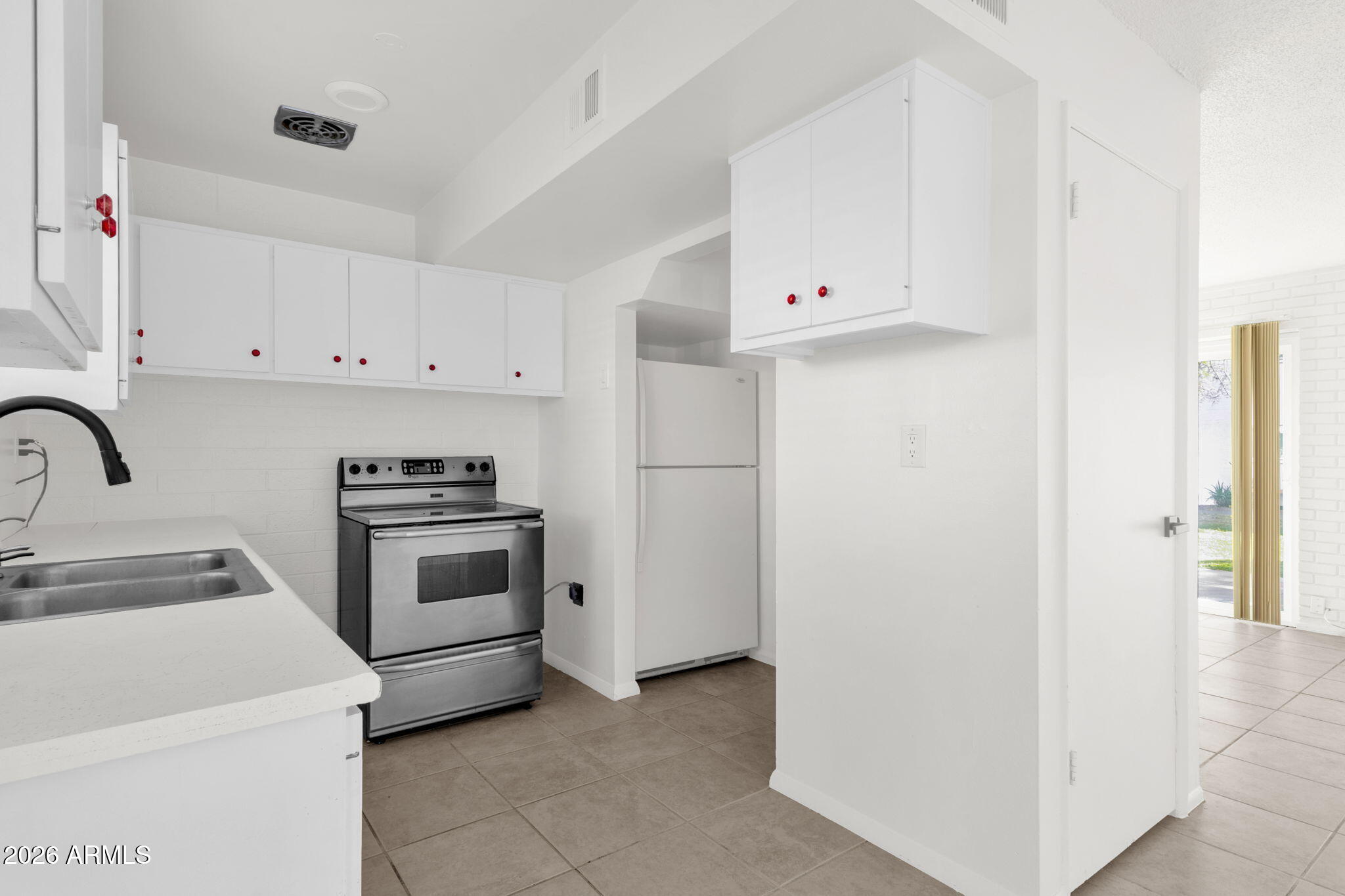 SCOTTSDALE EAST - Residential