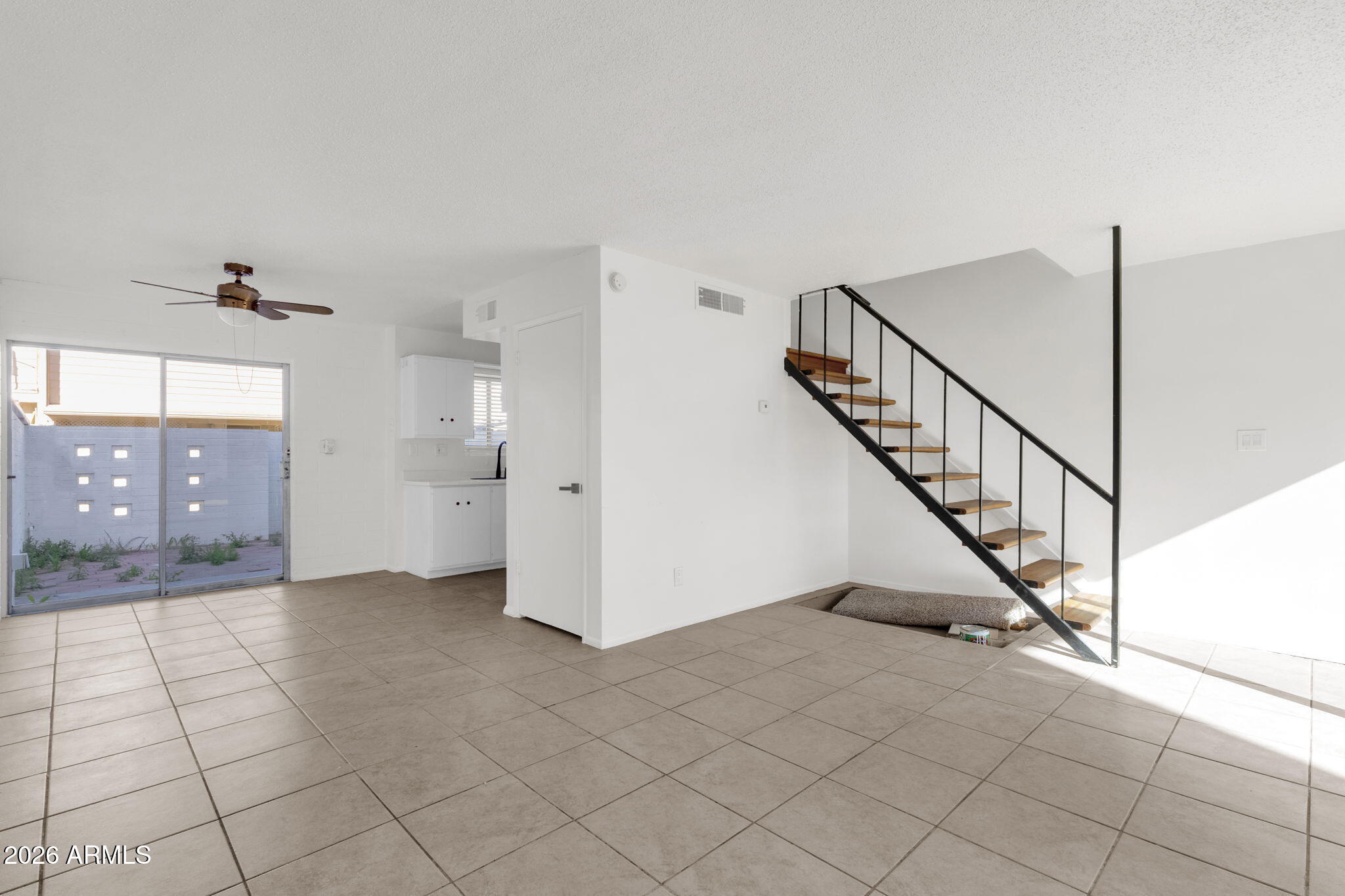 SCOTTSDALE EAST - Residential