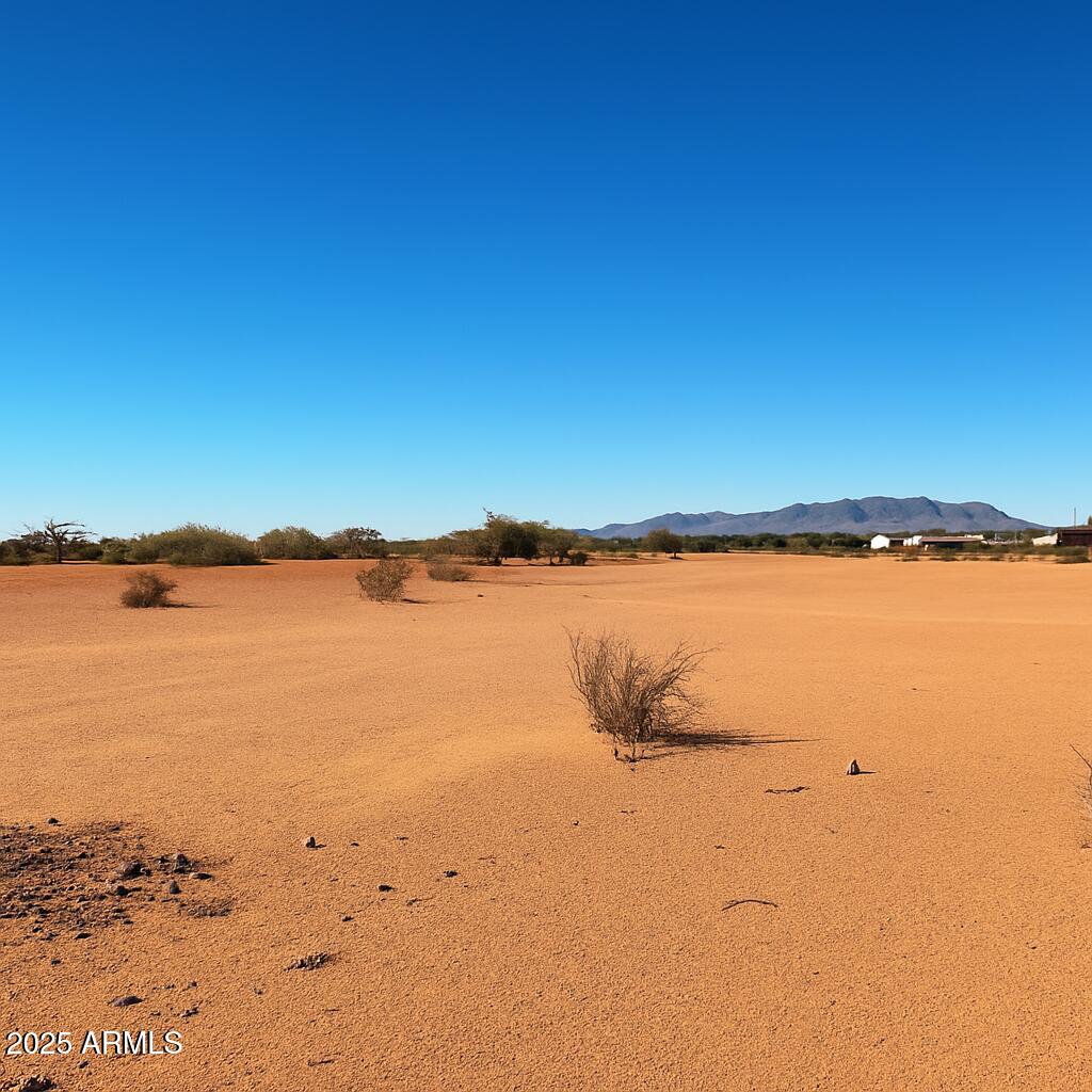 TOLTEC ESTATES WEST - Land