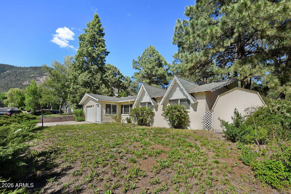 GREENLAW ESTATES 5 - Residential