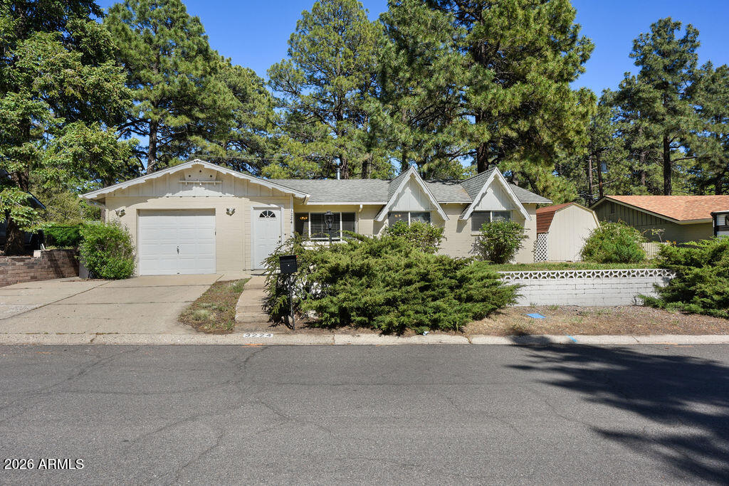 GREENLAW ESTATES 5 - Residential