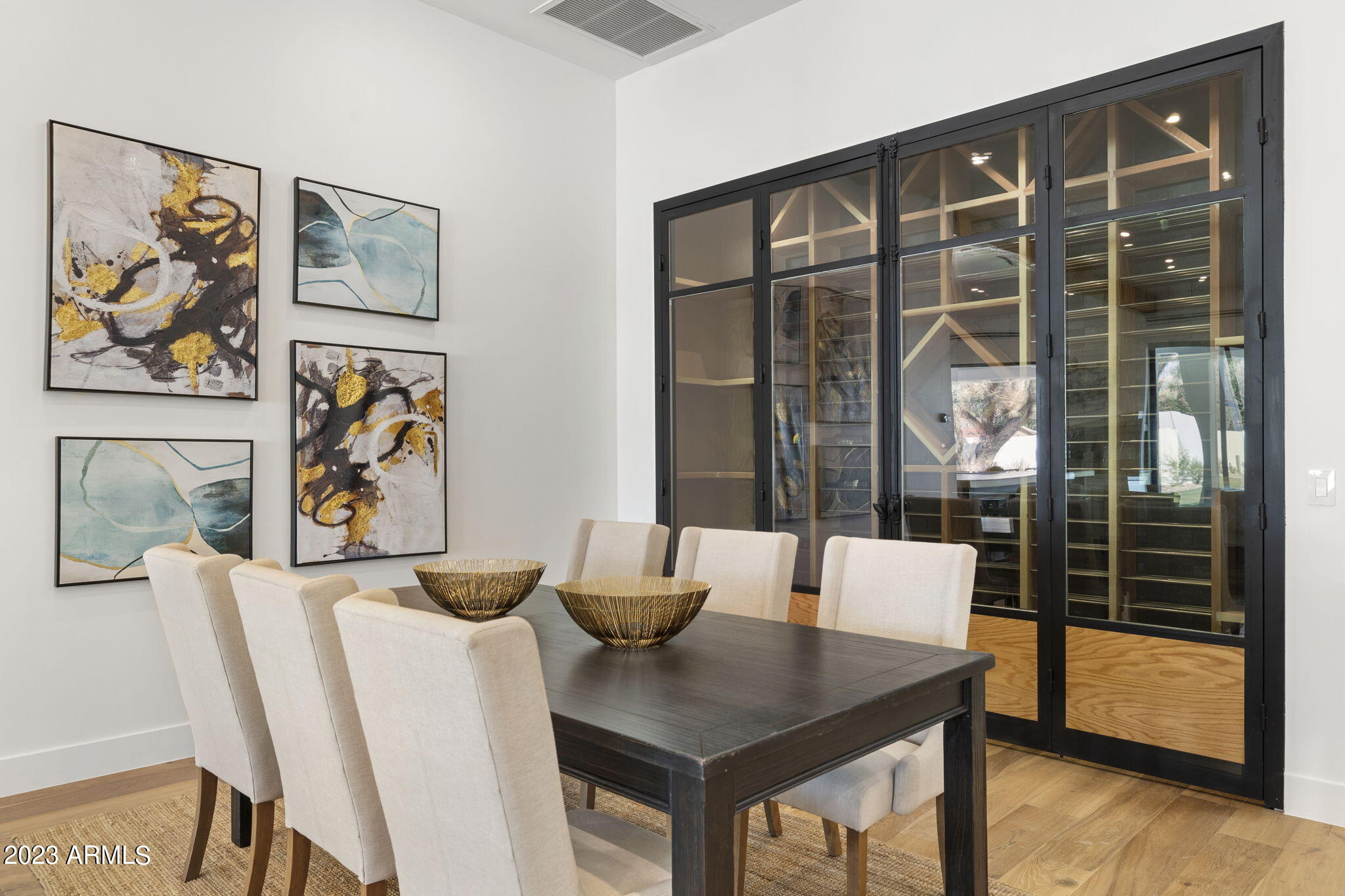 AVANT 1 UNIT 2 - Residential