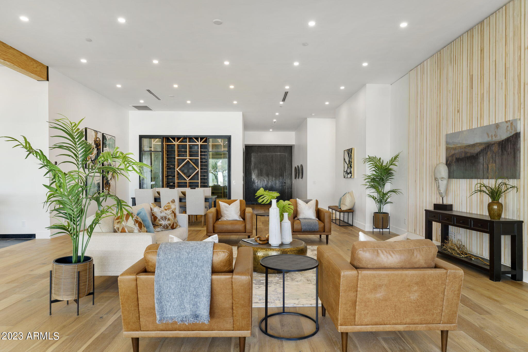 AVANT 1 UNIT 2 - Residential