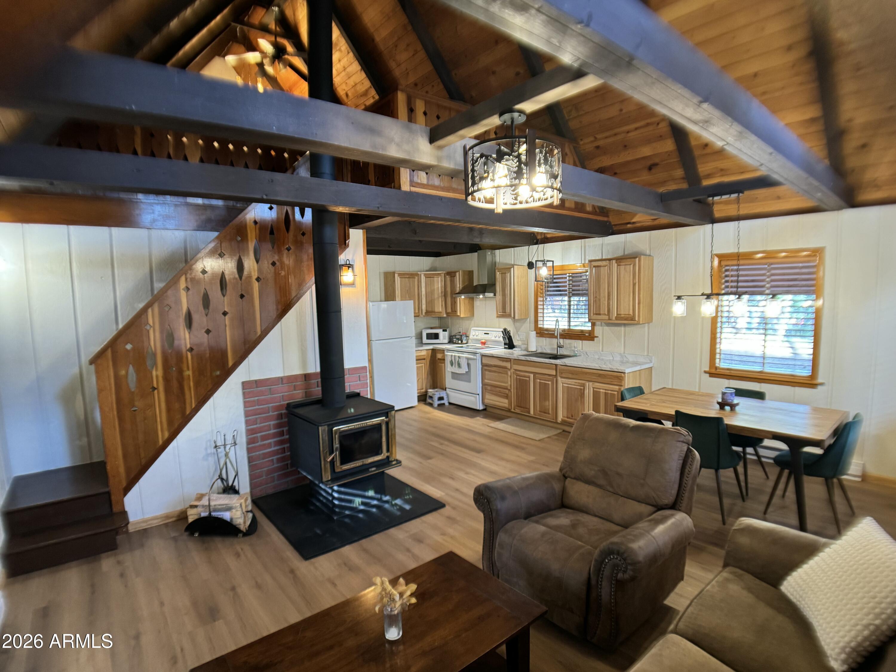 STRAWBERRY VIEW 3 - Residential