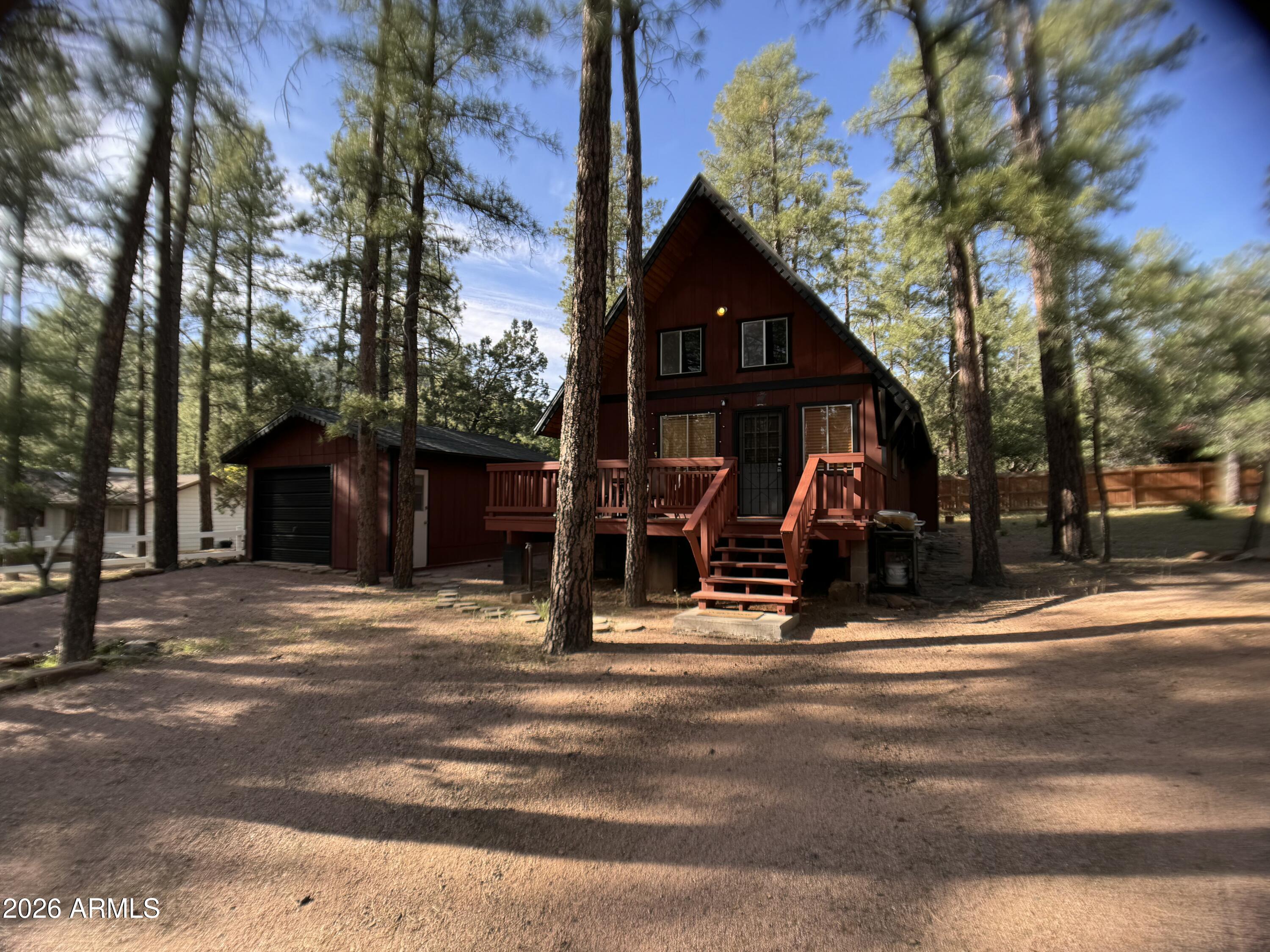 STRAWBERRY VIEW 3 - Residential