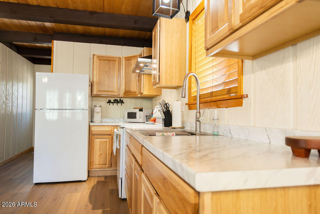 STRAWBERRY VIEW 3 - Residential