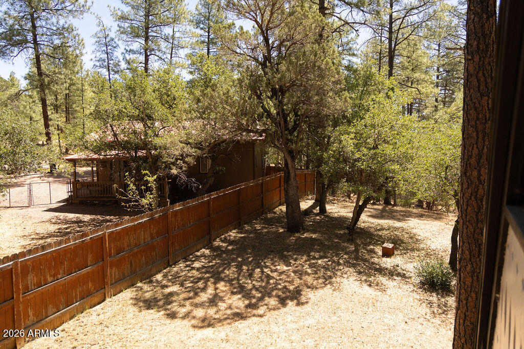 STRAWBERRY VIEW 3 - Residential