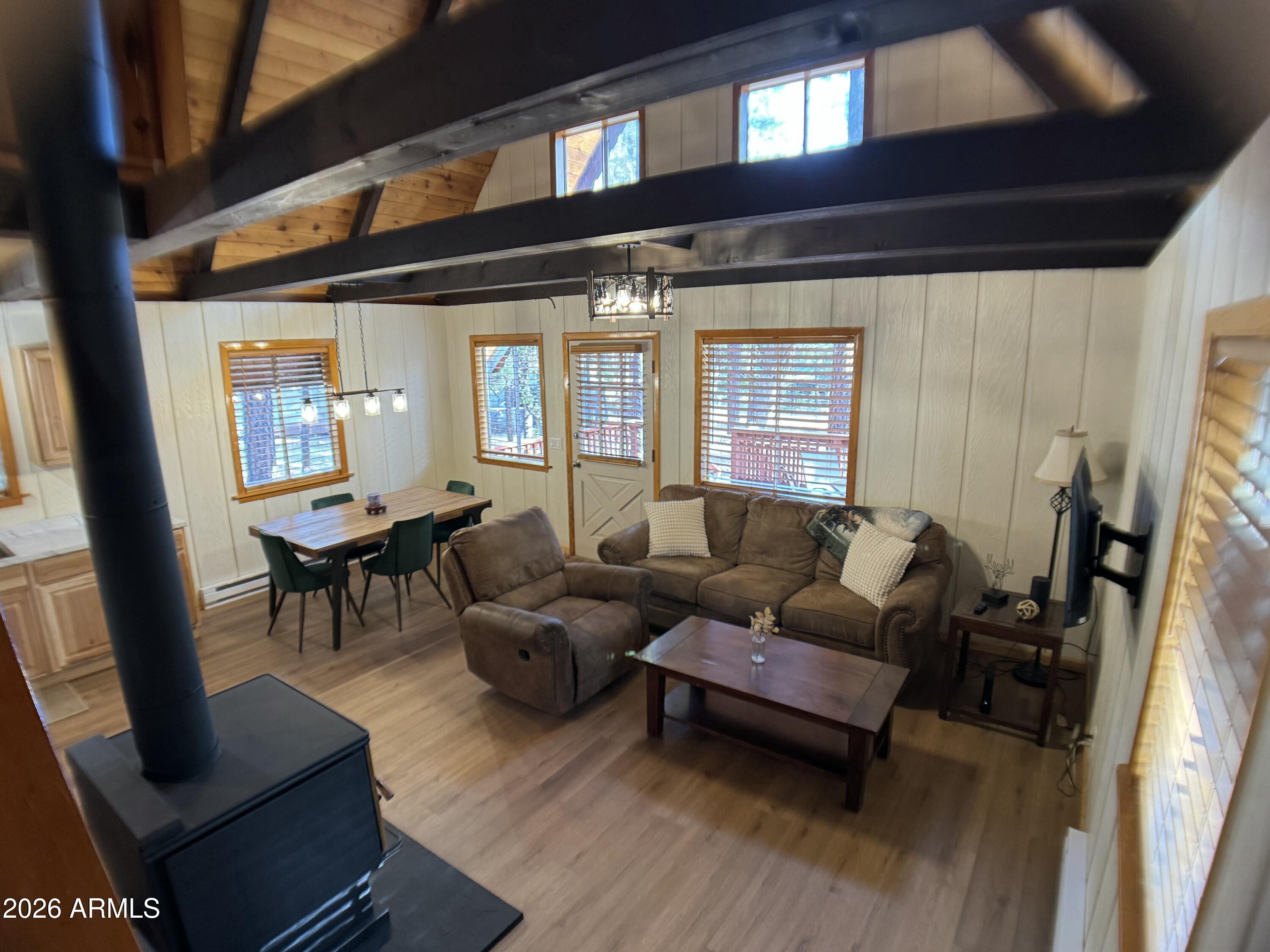 STRAWBERRY VIEW 3 - Residential