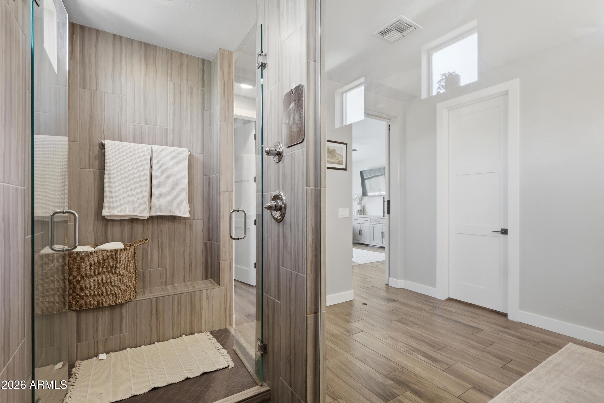 FALCON VIEW - Residential