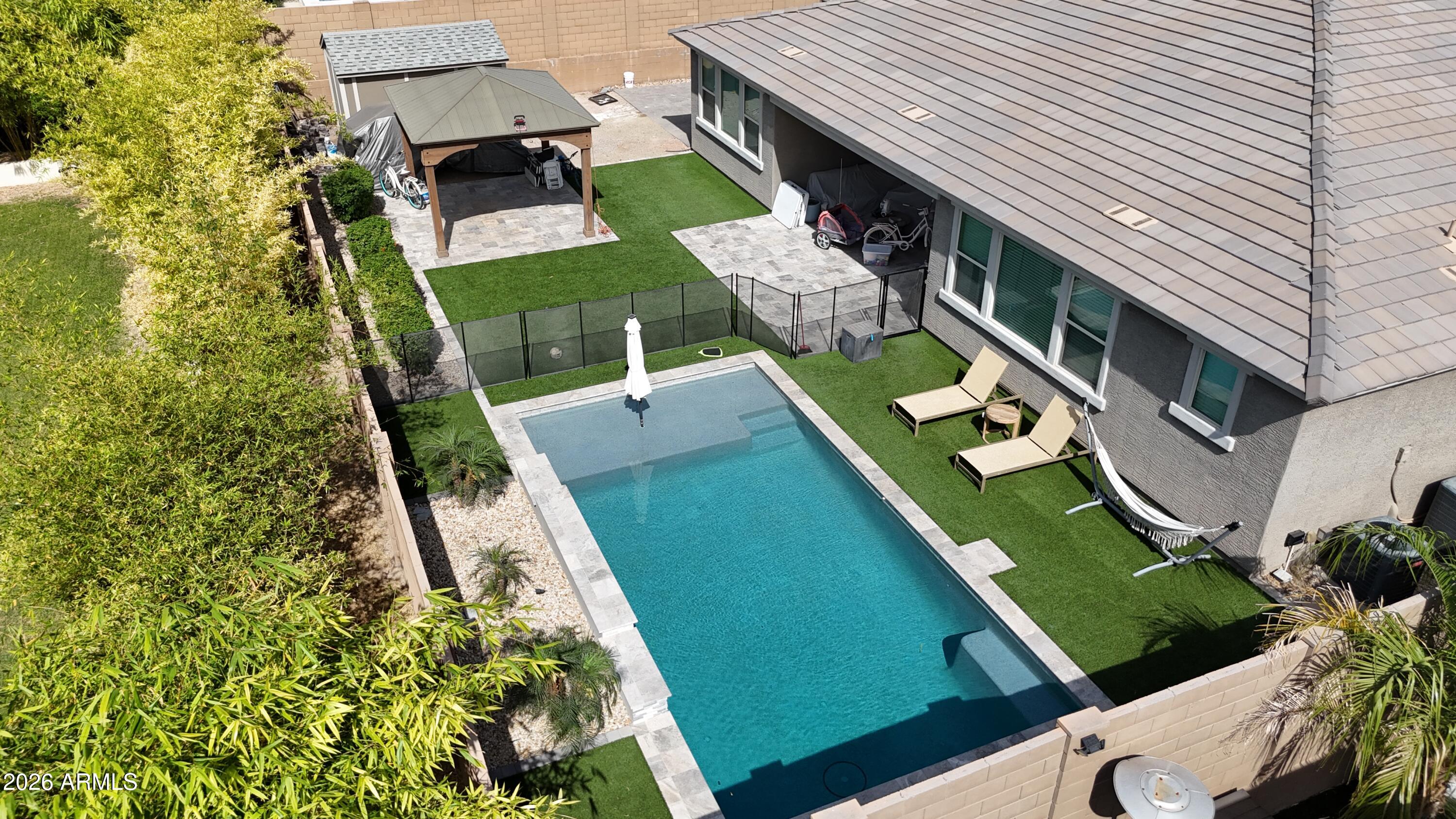 FALCON VIEW - Residential