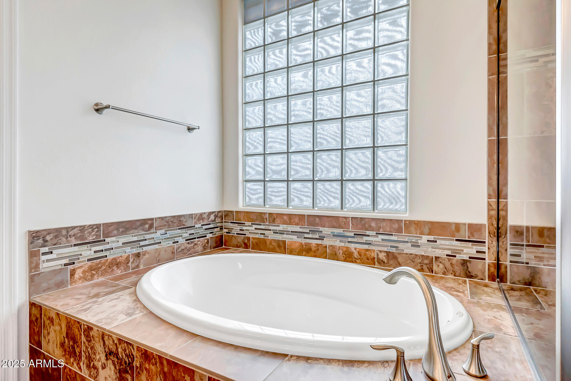 ANTHEM COUNTRY CLUB - Residential