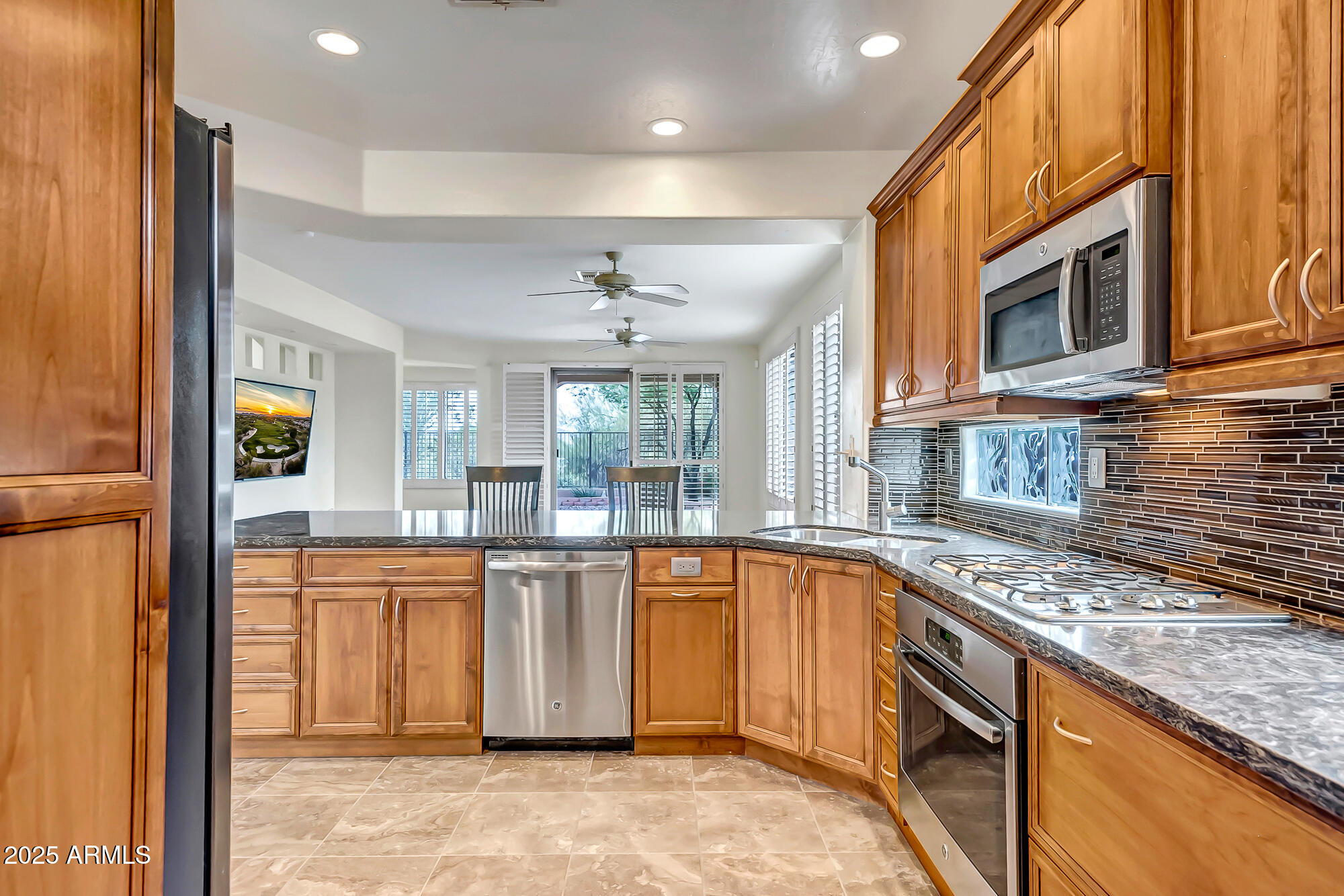 ANTHEM COUNTRY CLUB - Residential