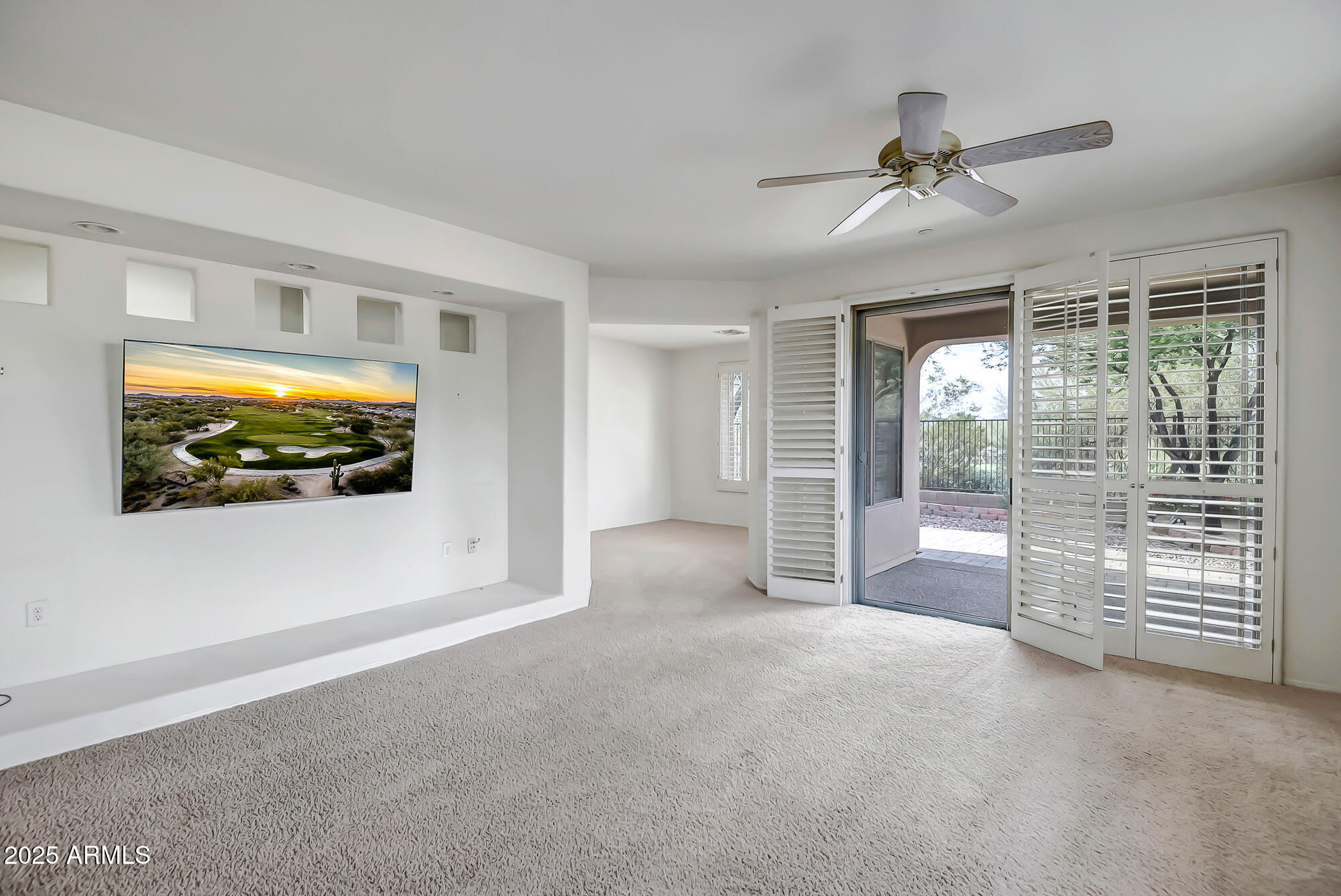 ANTHEM COUNTRY CLUB - Residential