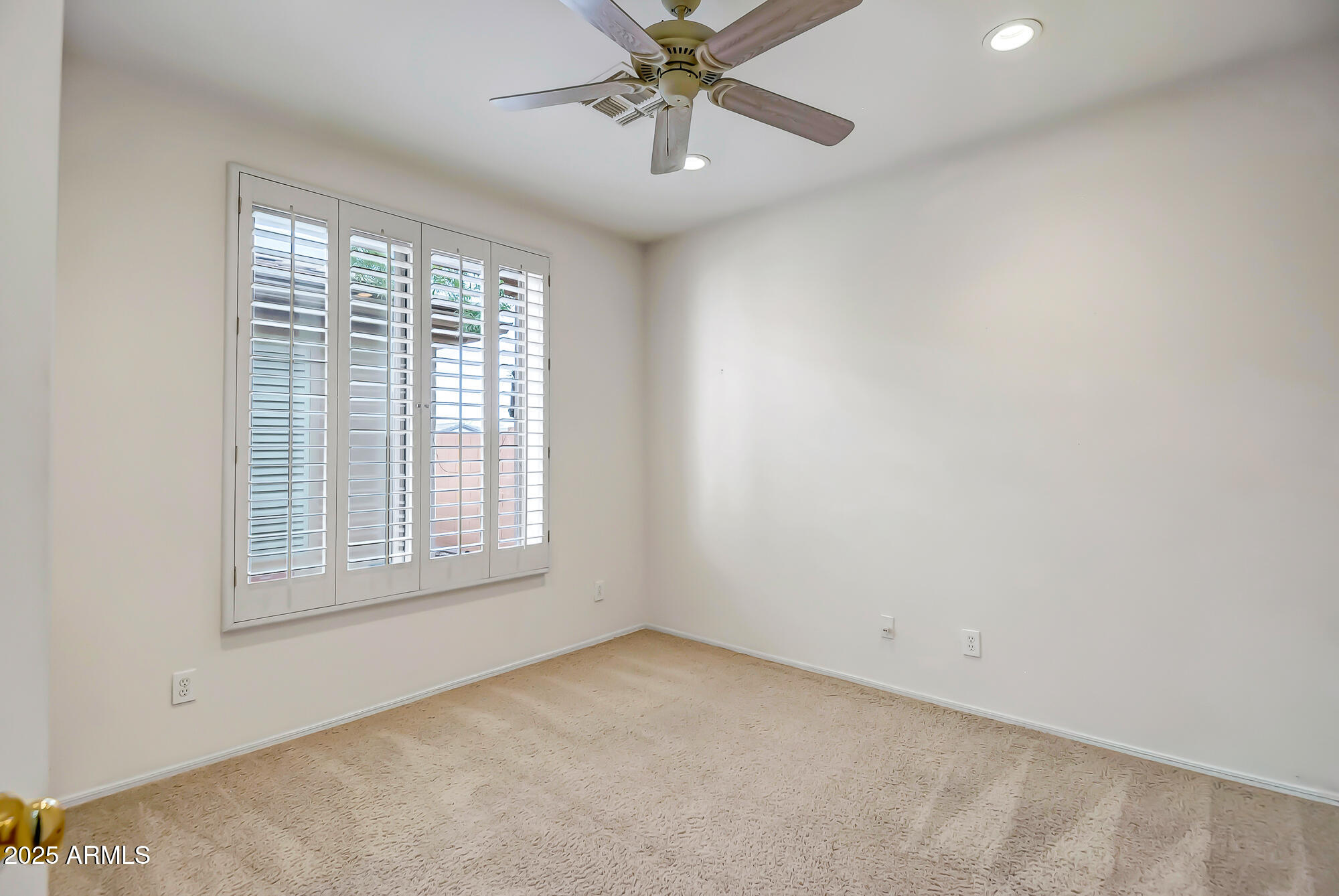 ANTHEM COUNTRY CLUB - Residential