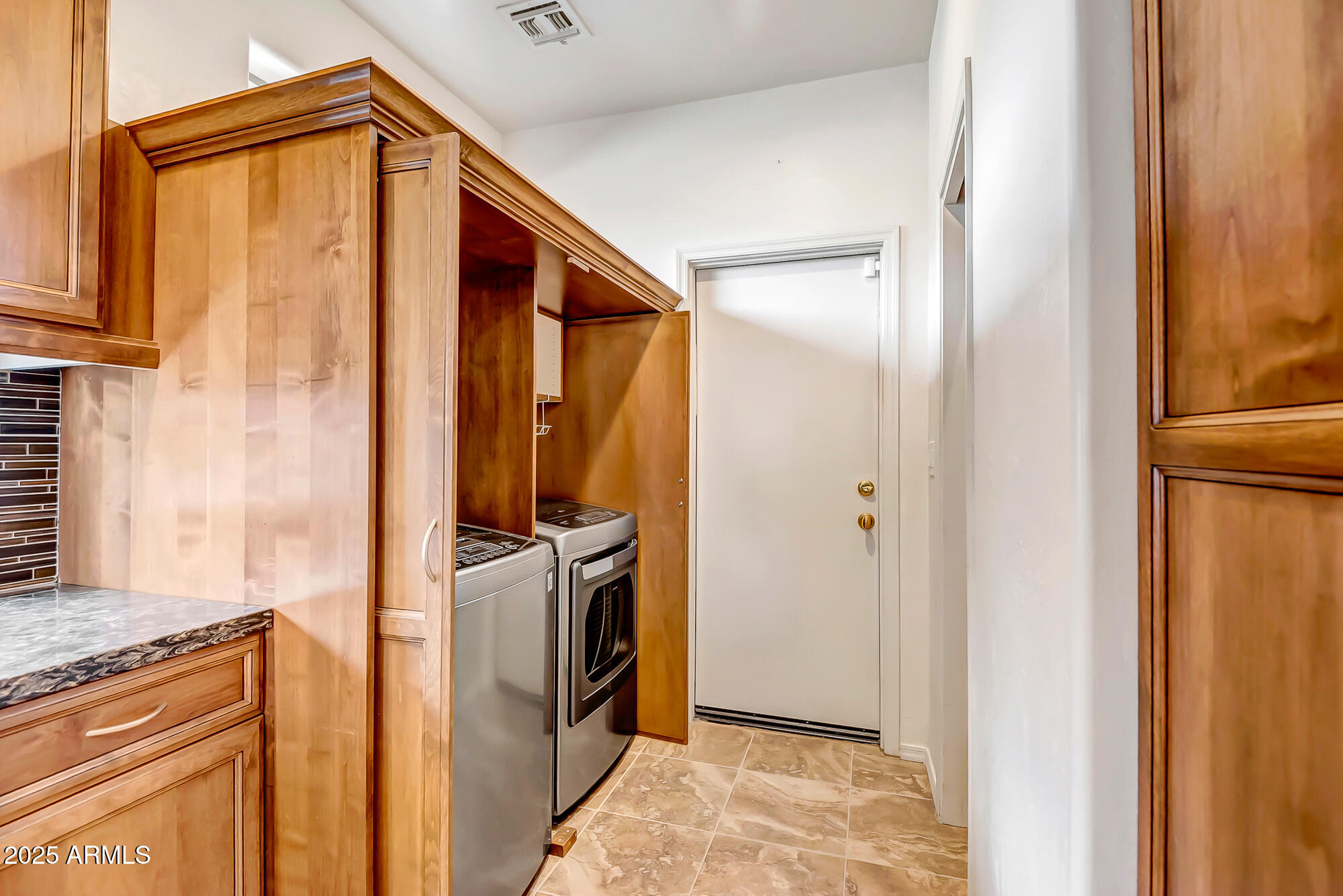 ANTHEM COUNTRY CLUB - Residential