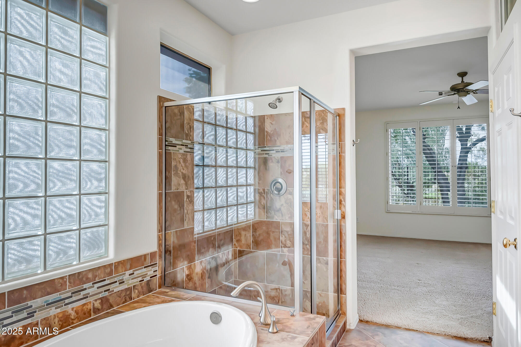 ANTHEM COUNTRY CLUB - Residential