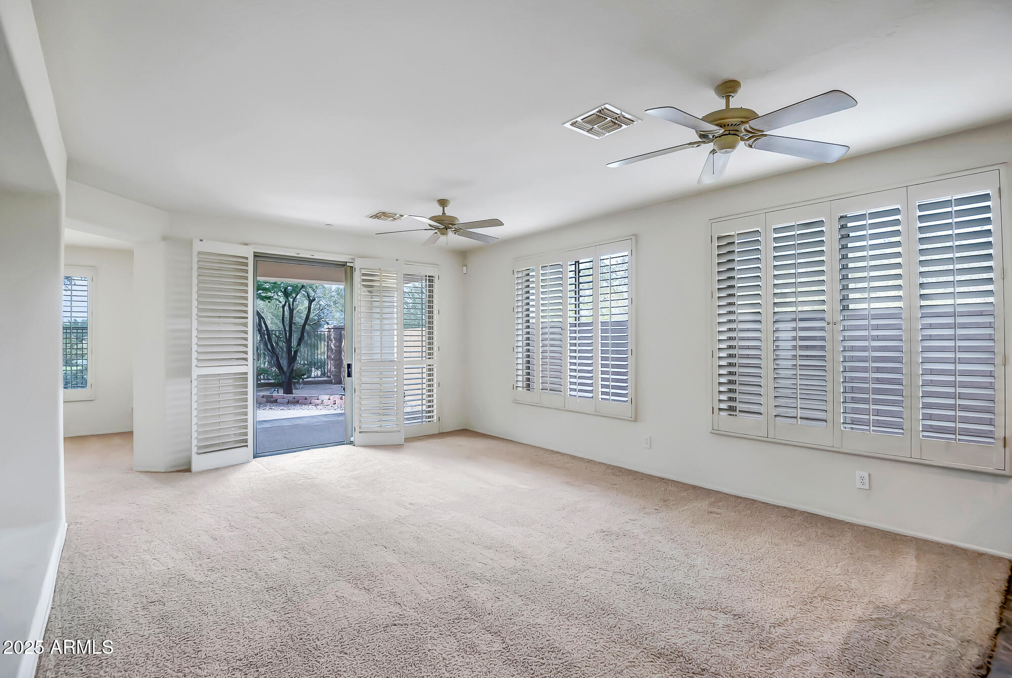 ANTHEM COUNTRY CLUB - Residential