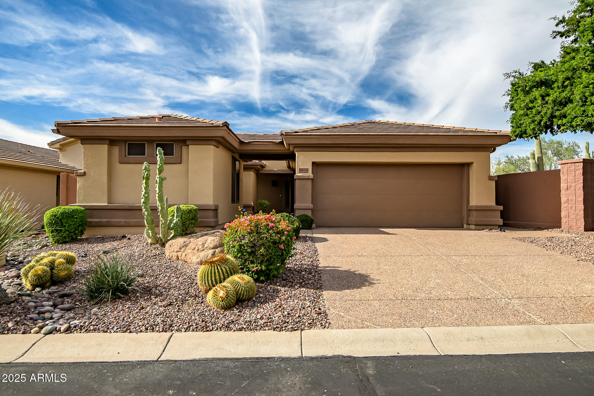 ANTHEM COUNTRY CLUB - Residential