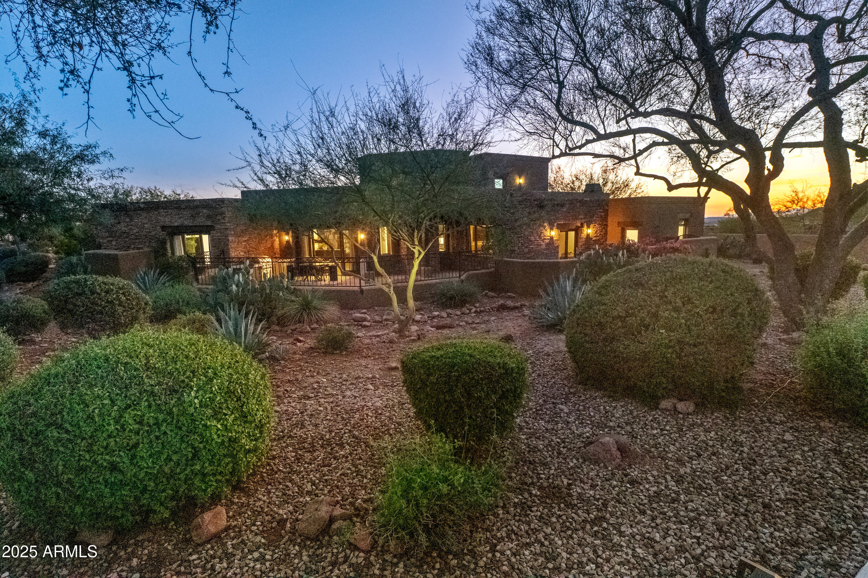 Superstition Mountain - Residential