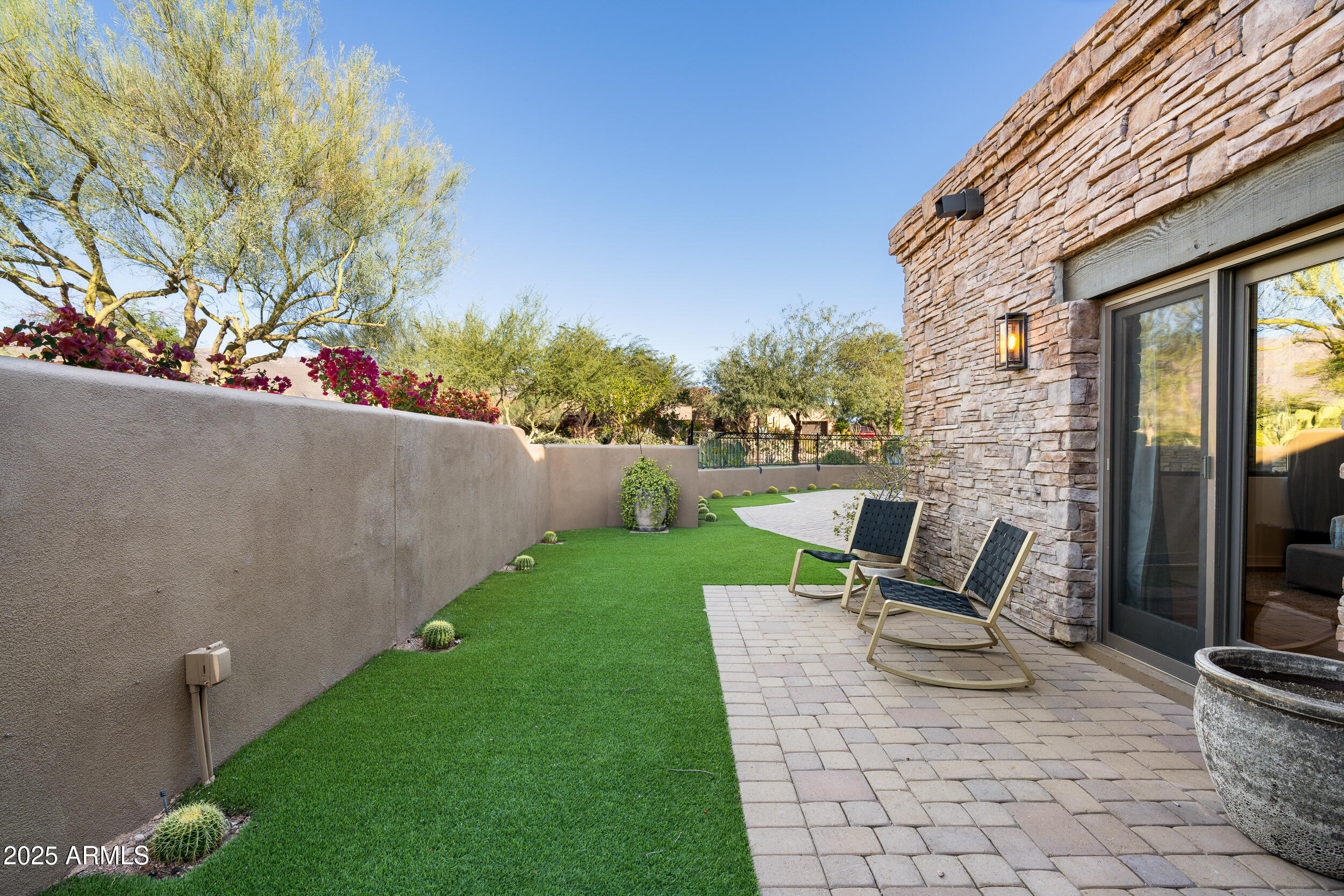 Superstition Mountain - Residential