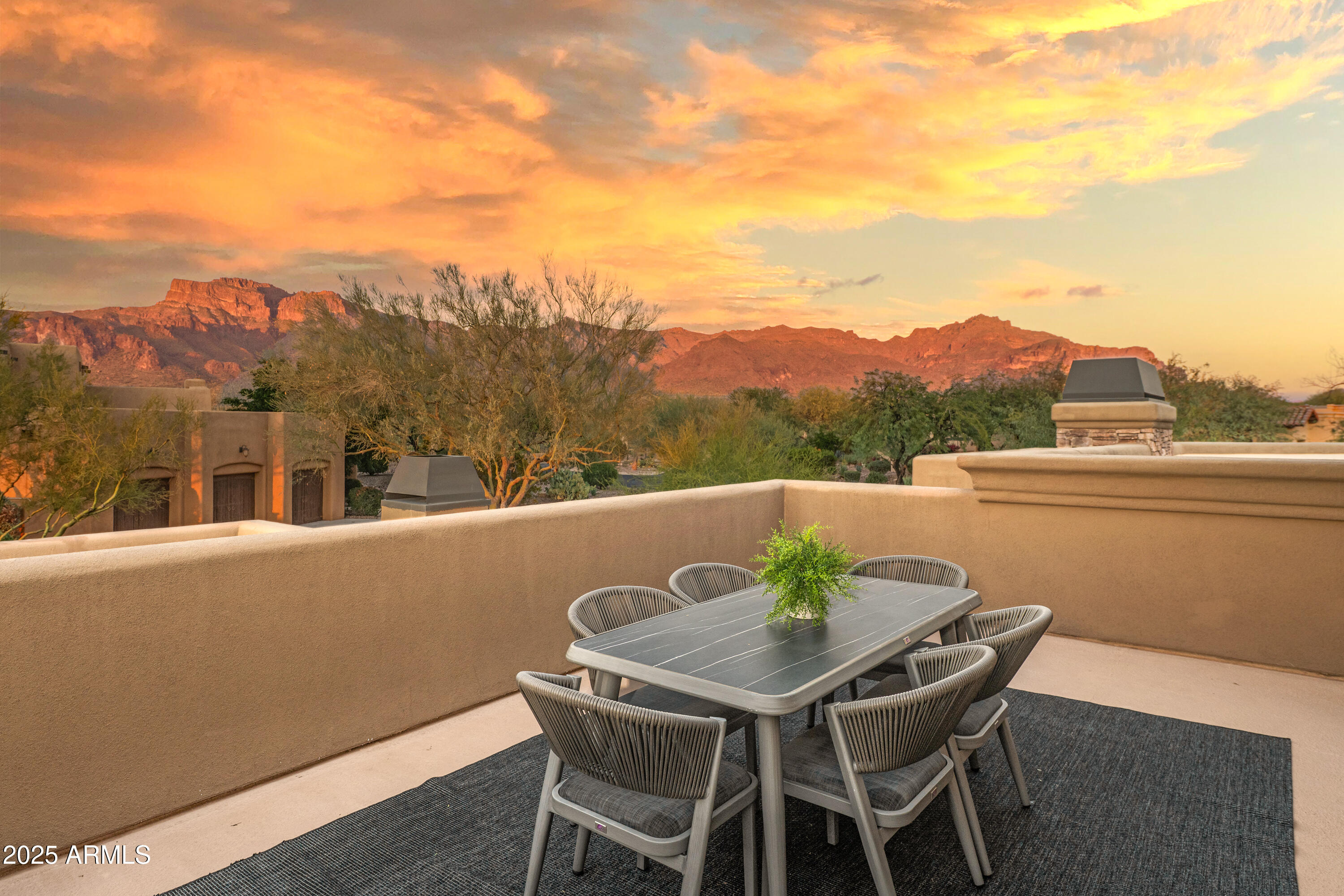 Superstition Mountain - Residential