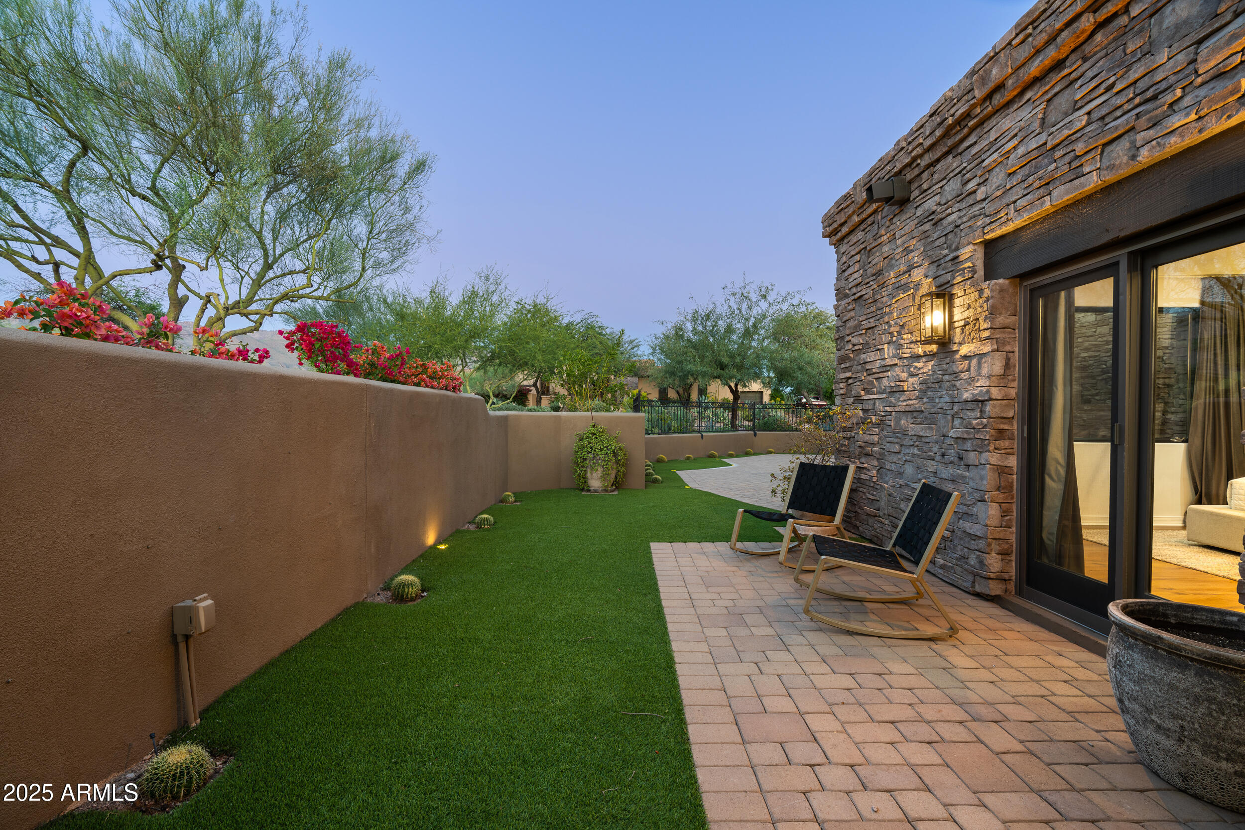 Superstition Mountain - Residential