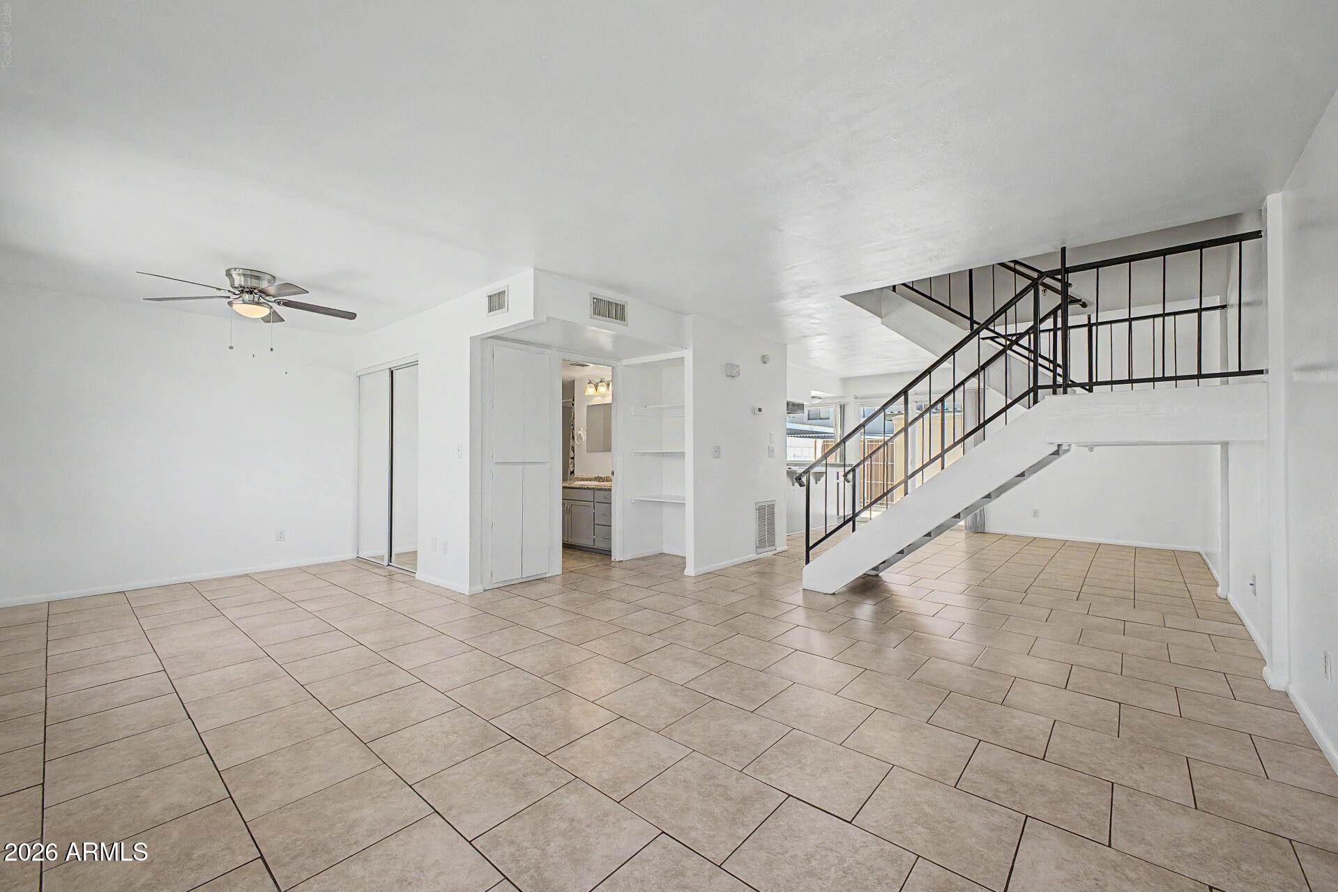 CASA FIESTA TOWNHOUSES - Residential
