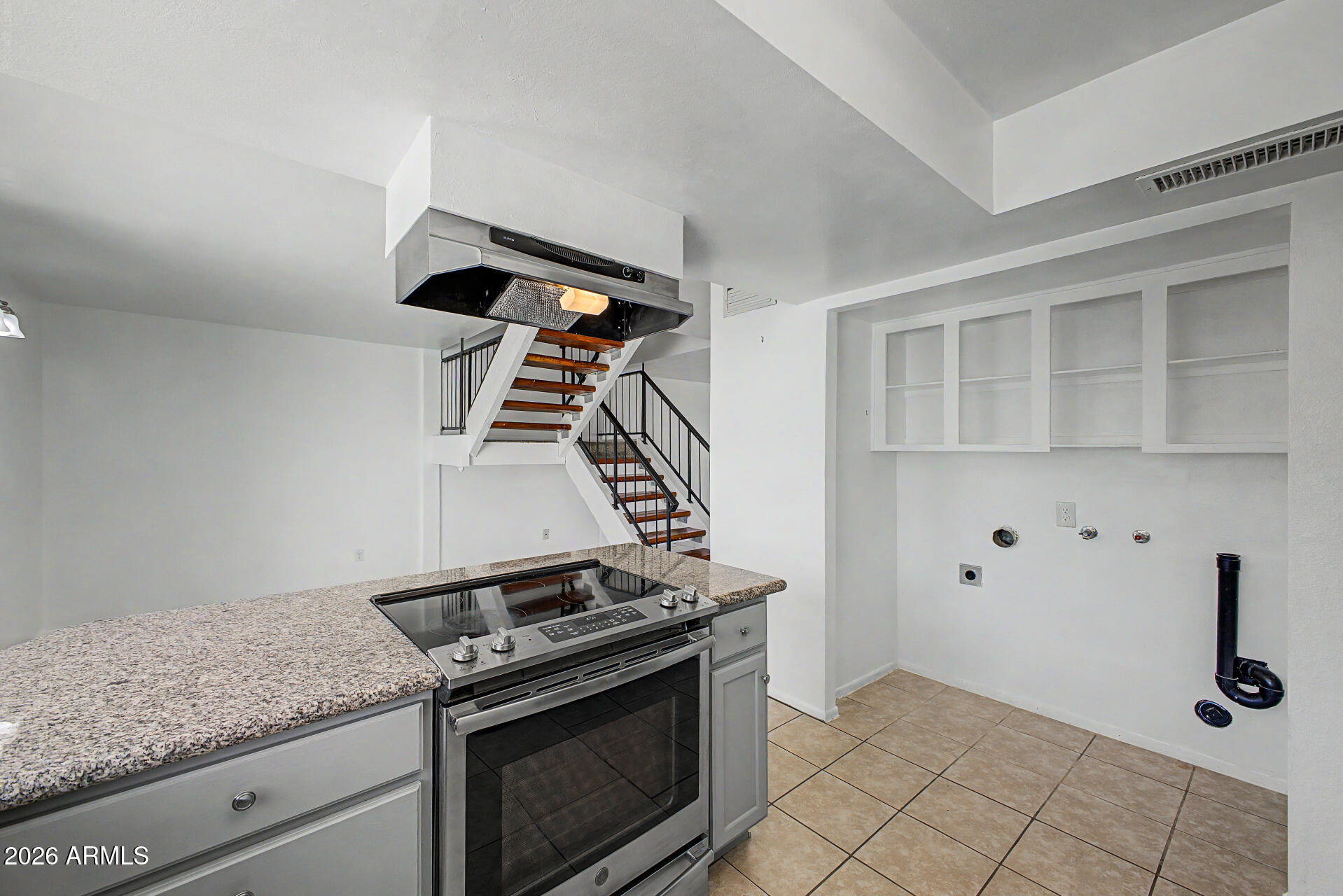 CASA FIESTA TOWNHOUSES - Residential