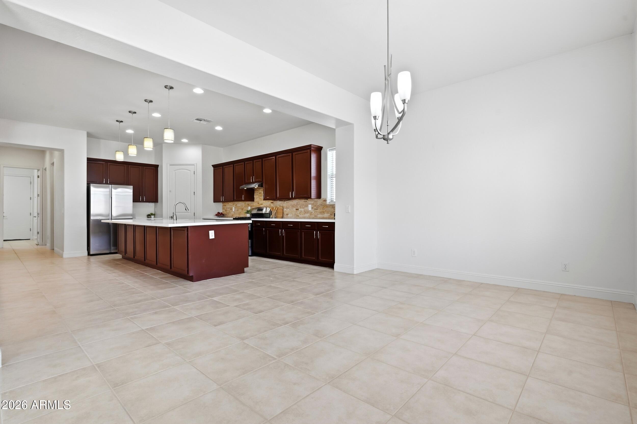 EAGLE HEIGHTS - Residential