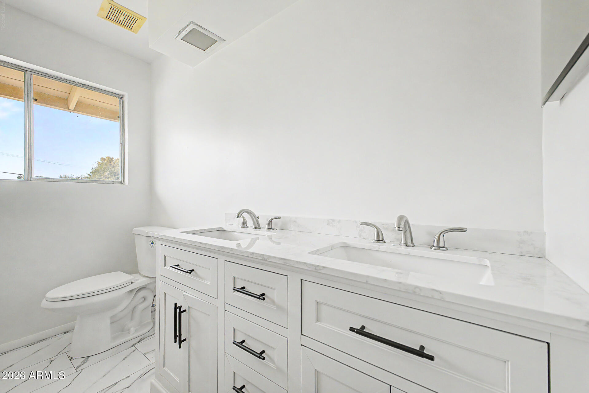BROADMOR MANOR 4 - Residential