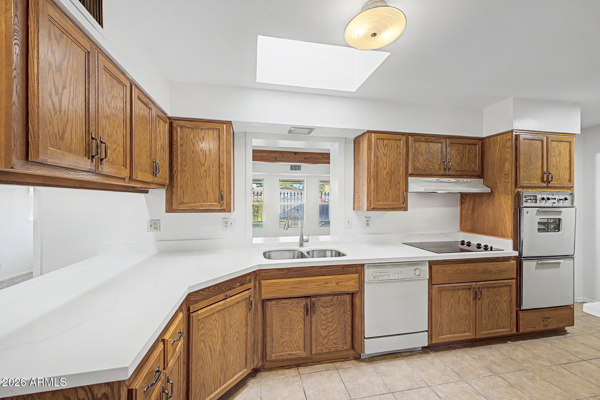 BROADMOR MANOR 4 - Residential