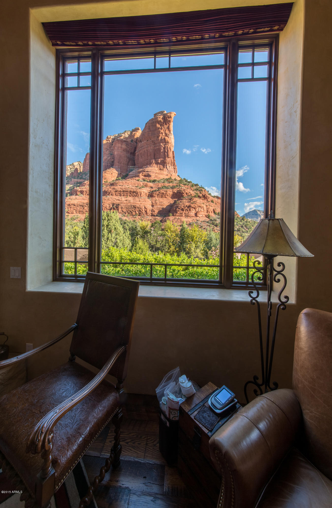 Shadow Rock - Residential