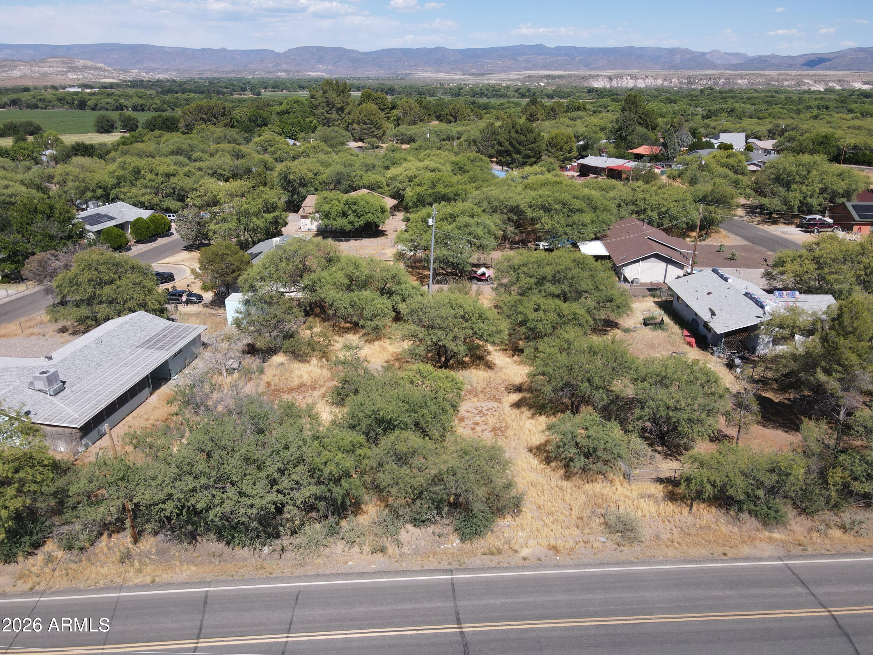 LAKE VERDE CLUB ESTATES - Land