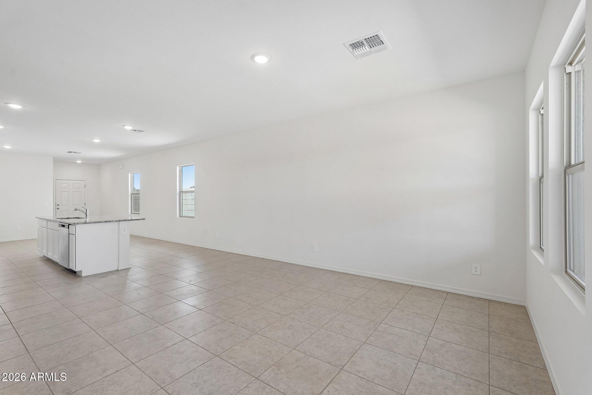 LAVEEN FARMS - Residential