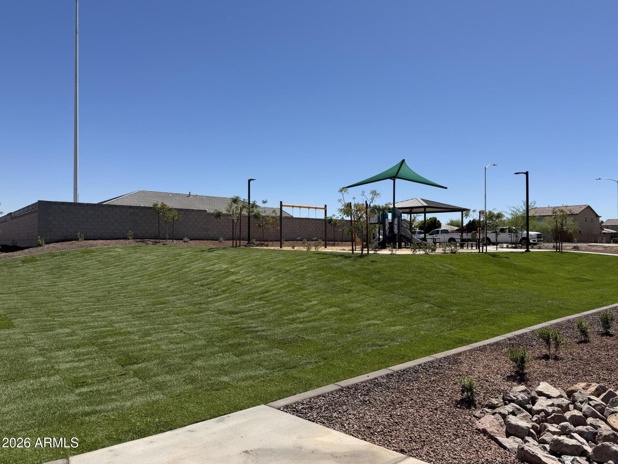 LAVEEN FARMS - Residential