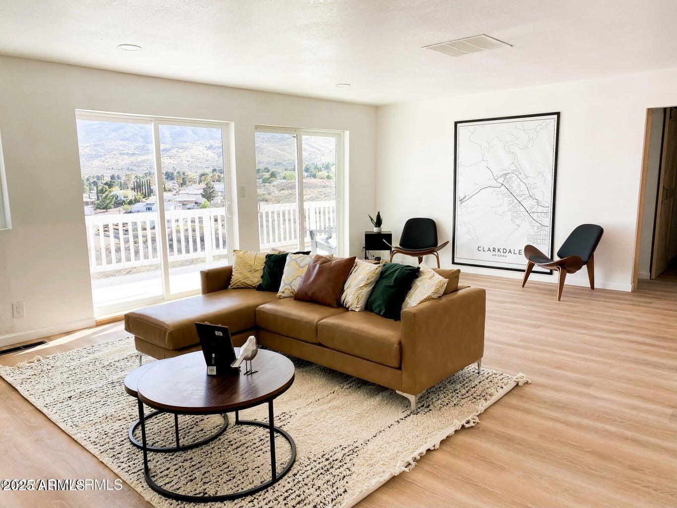 CLARKDLAE PALISADES UNIT 1 - Residential
