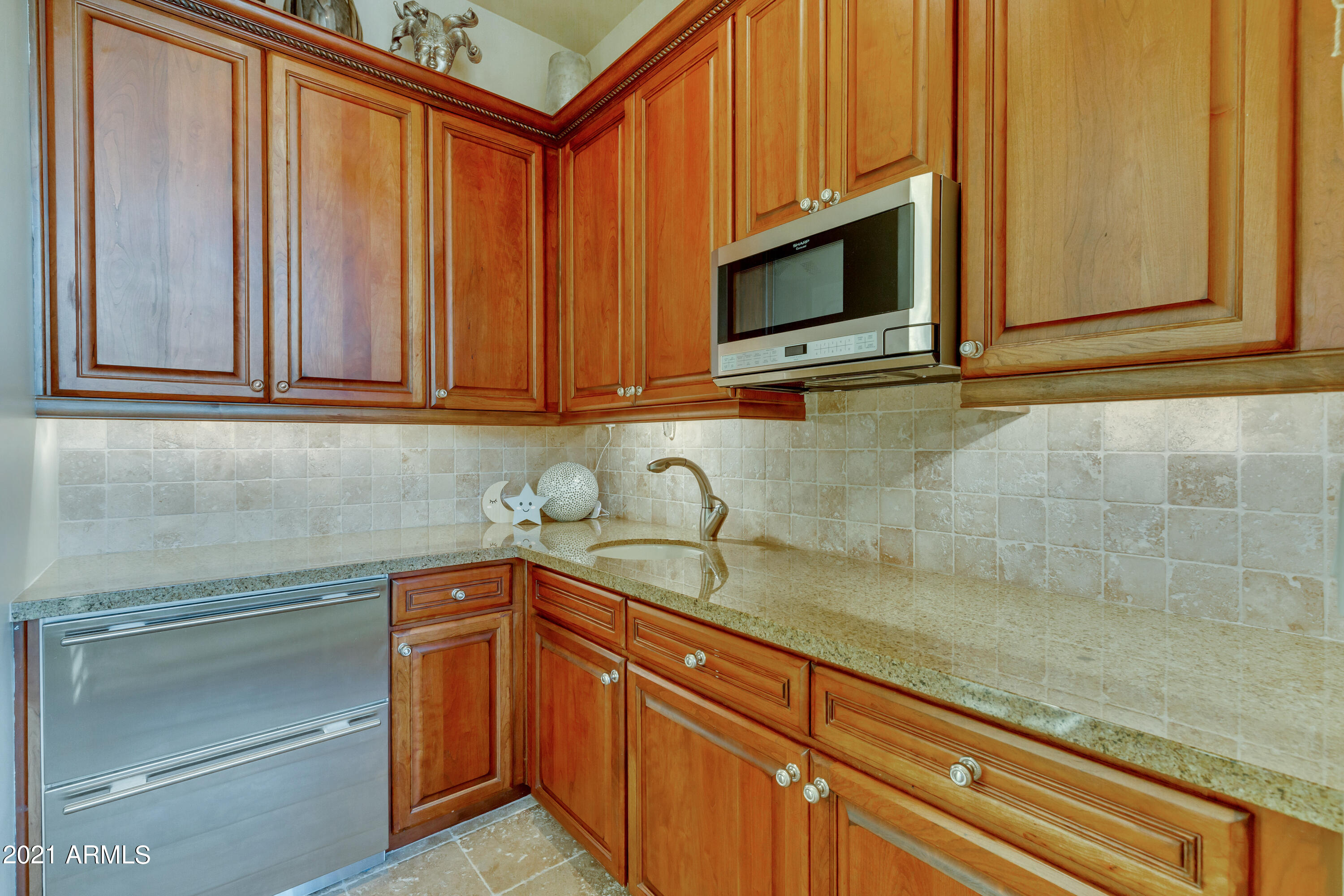 SAGUARO ESTATES - Residential
