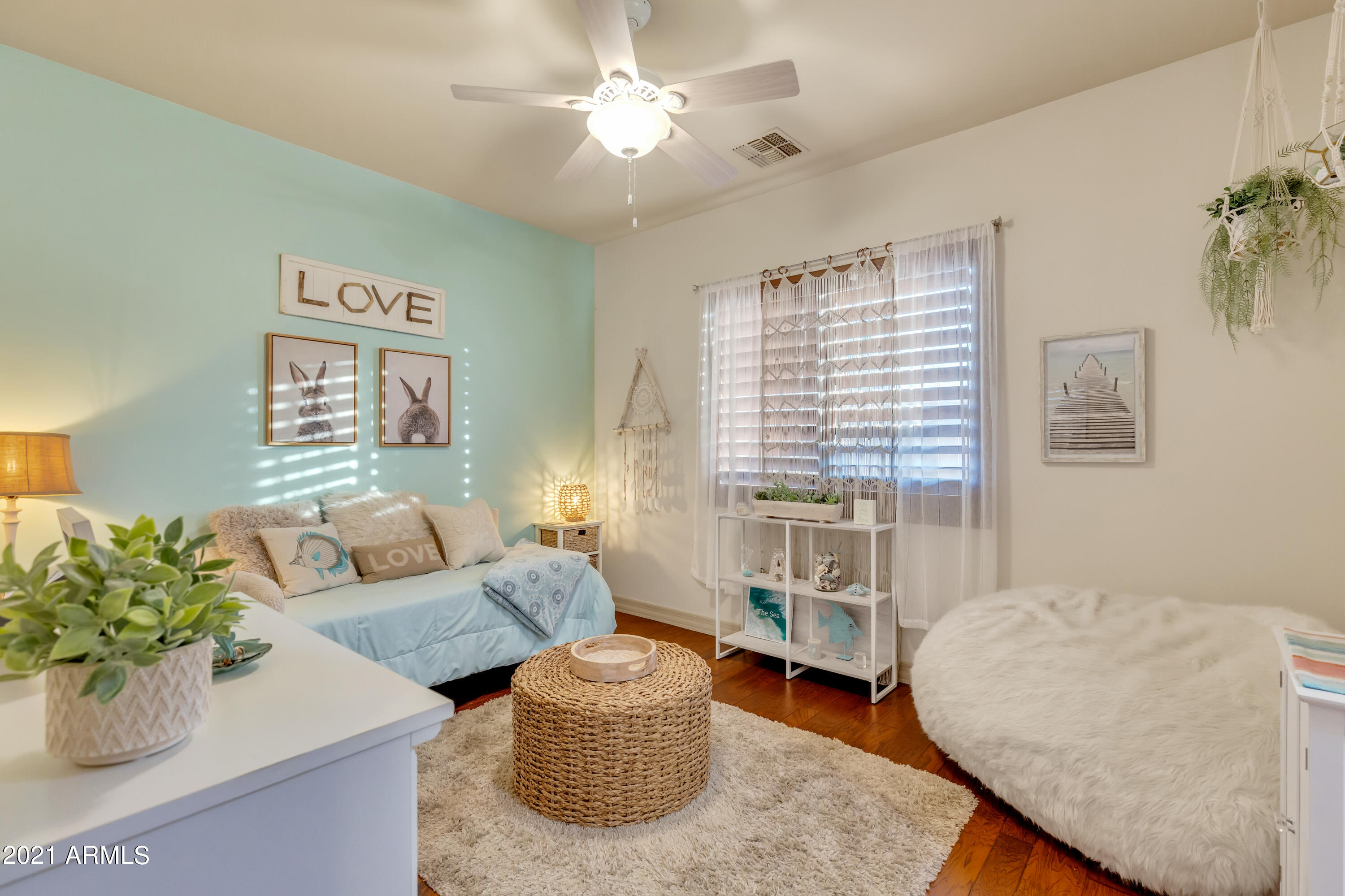 SAGUARO ESTATES - Residential