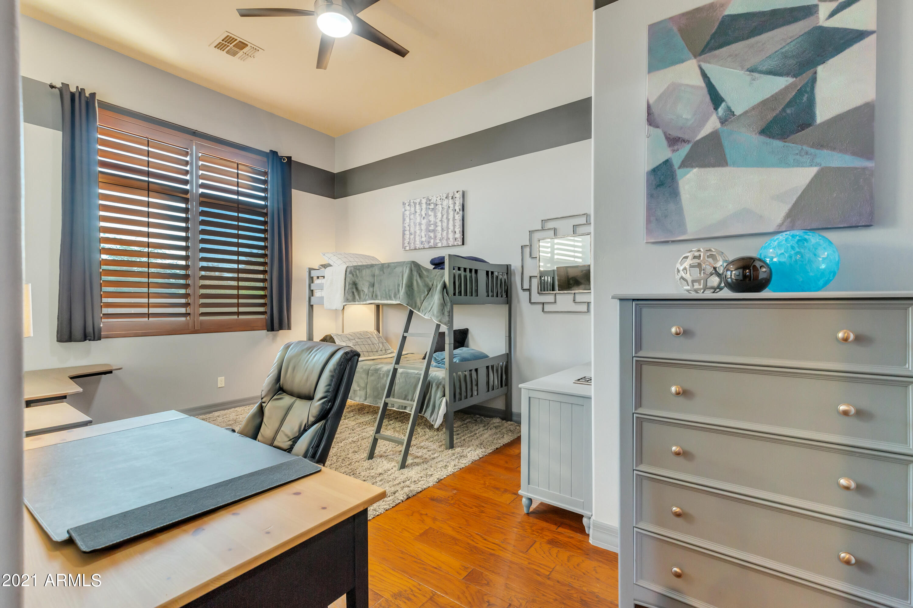 SAGUARO ESTATES - Residential