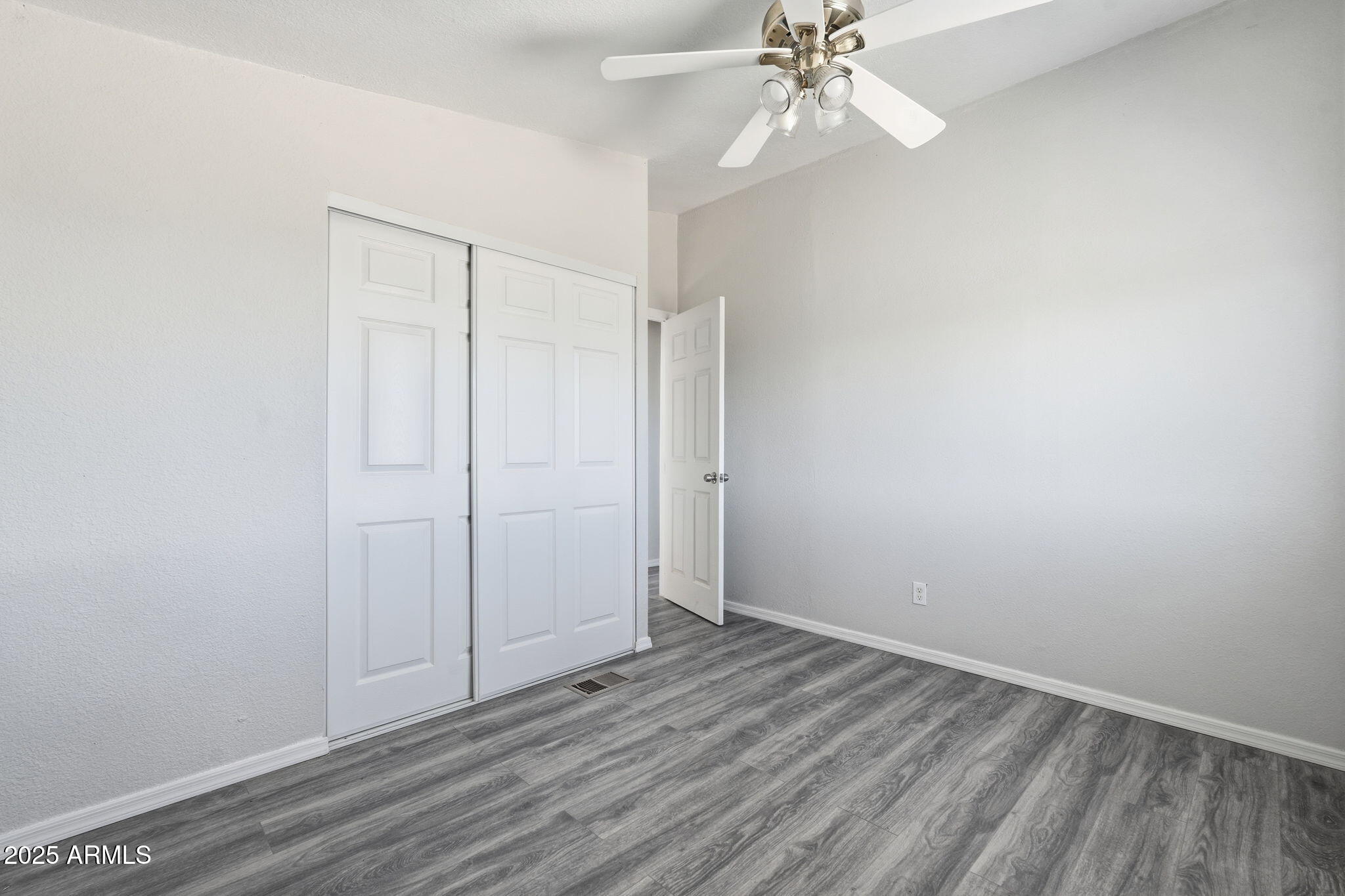 EMPIRE ACRES - Residential