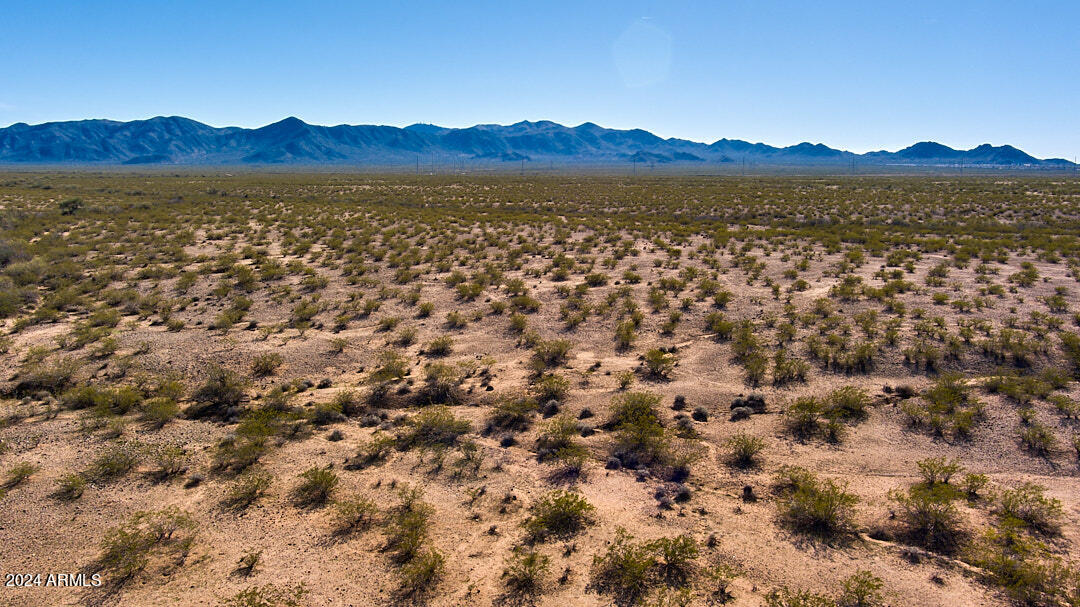 E2 E2 S2 Se4 Se4 Sec 5 Ex E 40 F Rd, Sec 5, T4N, R3W, GSRB&M, Maricopa County, Arizona (4.39 Acres) - Land