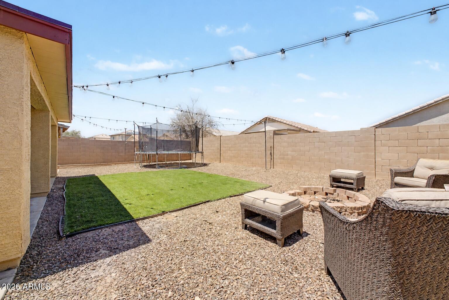 SUNDIAL UNIT 1 - Residential