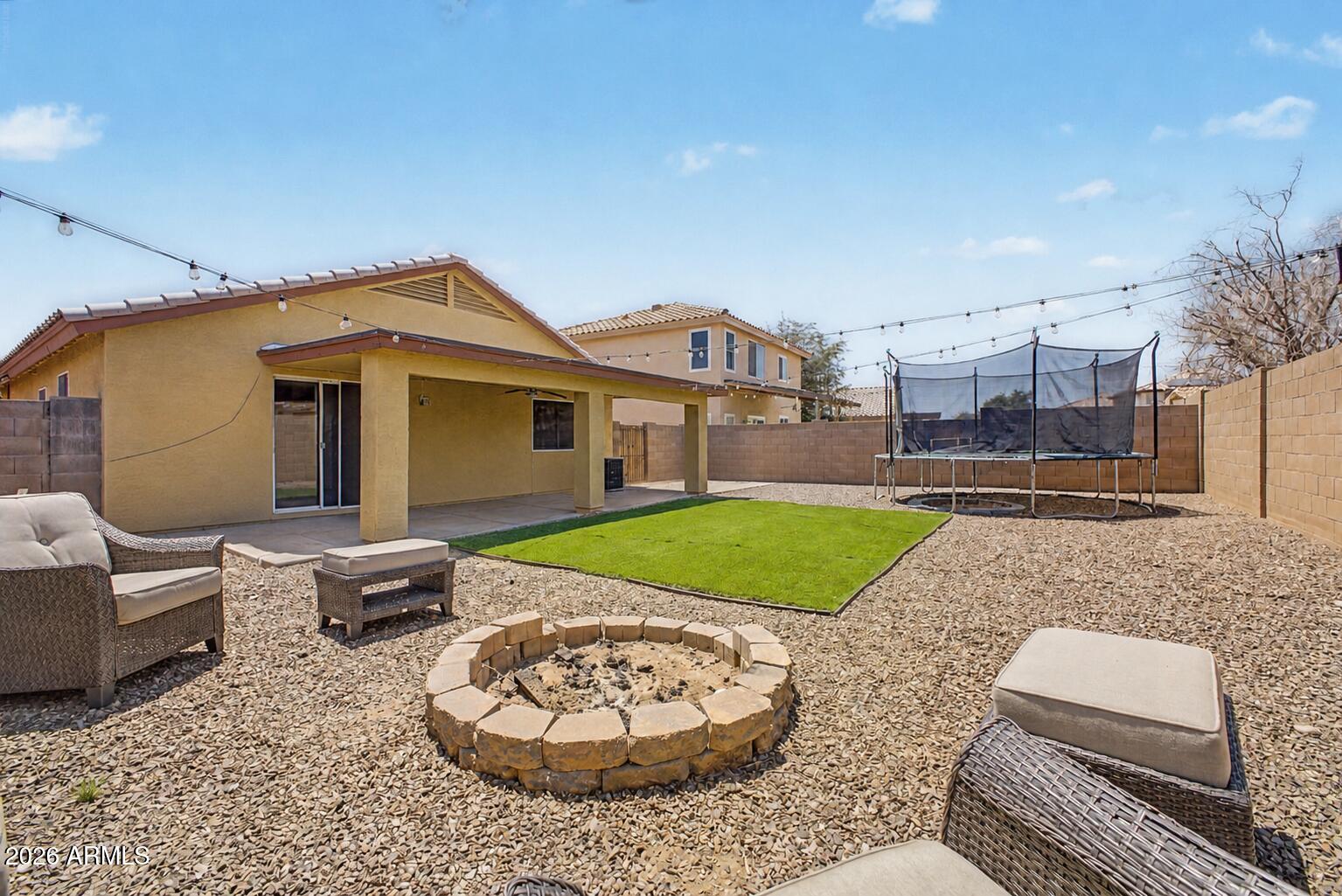 SUNDIAL UNIT 1 - Residential