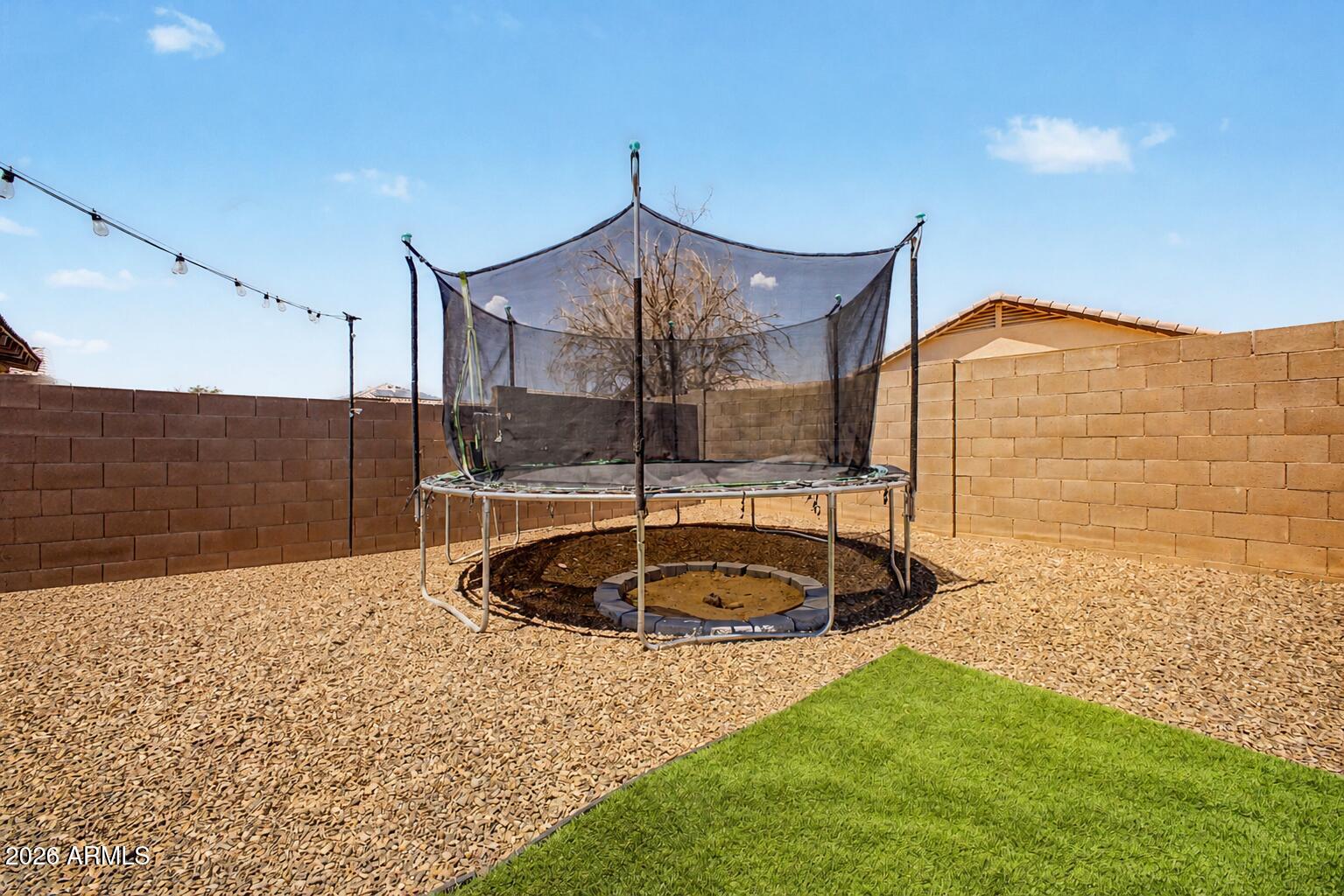 SUNDIAL UNIT 1 - Residential