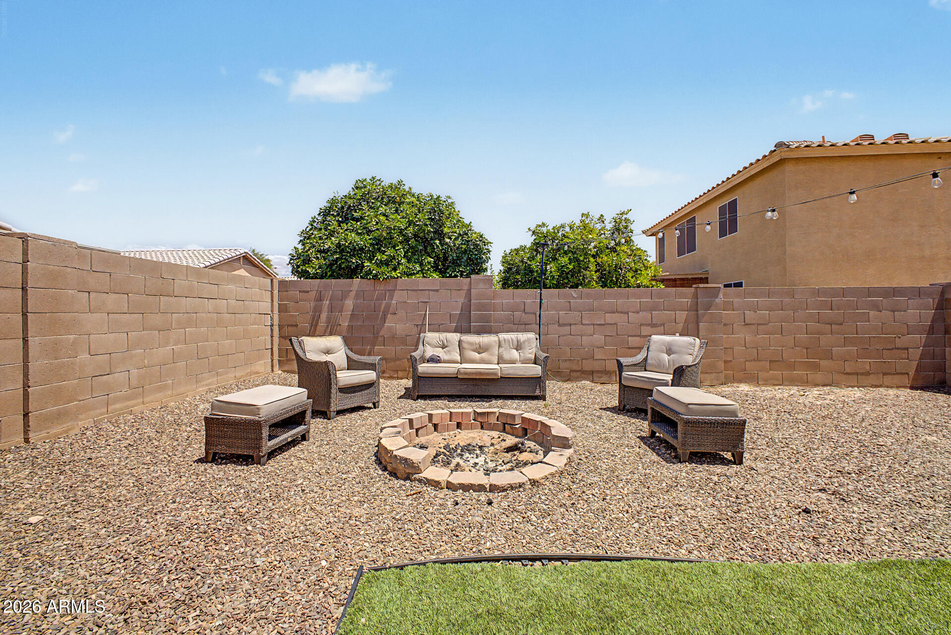 SUNDIAL UNIT 1 - Residential
